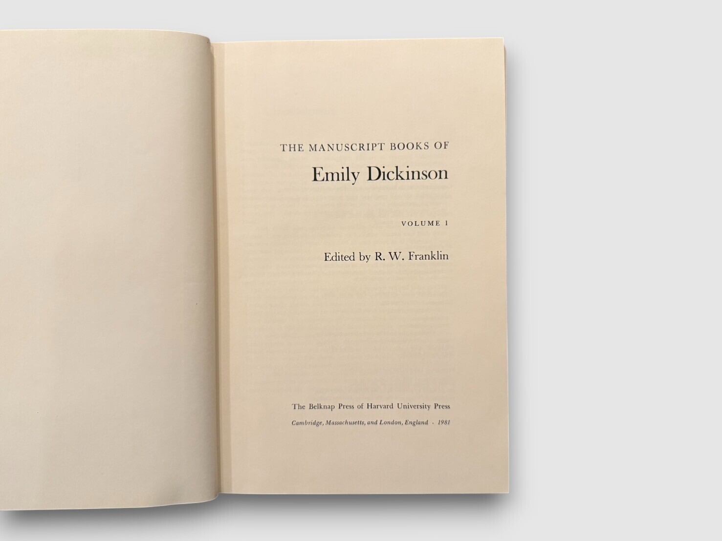 SL908】【FIRST EDITION】The Manuscript Books of Emily Dickinson