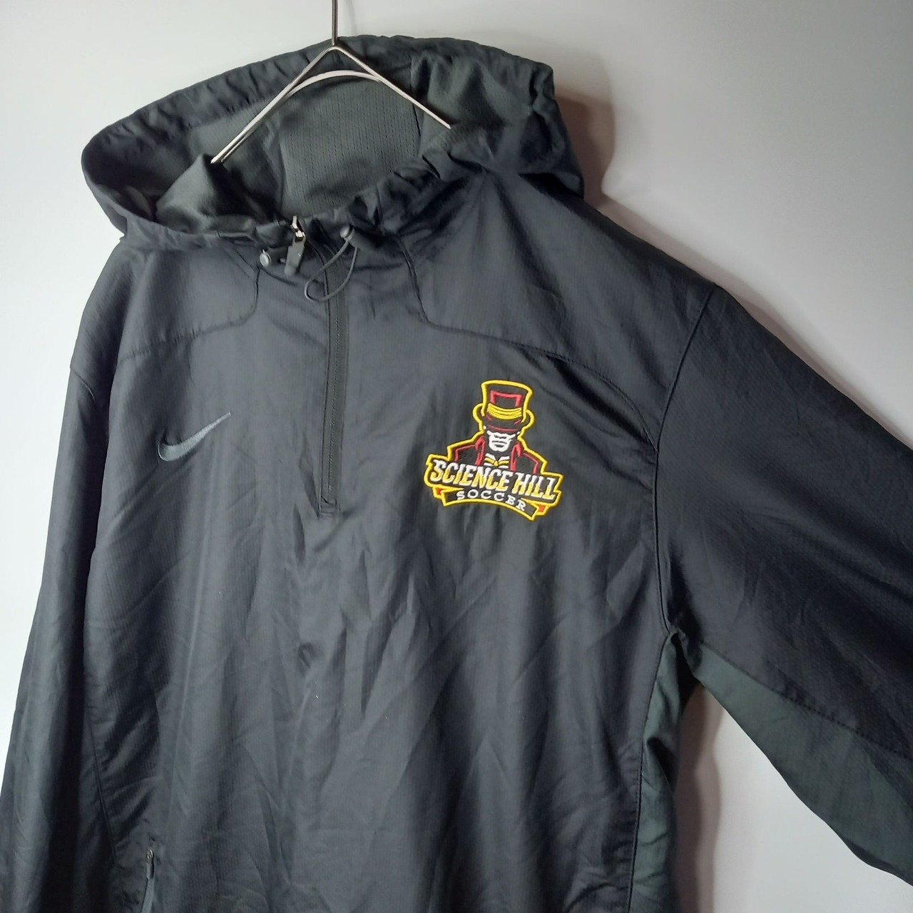 ナイキ　ハーフジップ　ナイロンジャケット　アノラック　フーディー　刺繍ロゴ　M