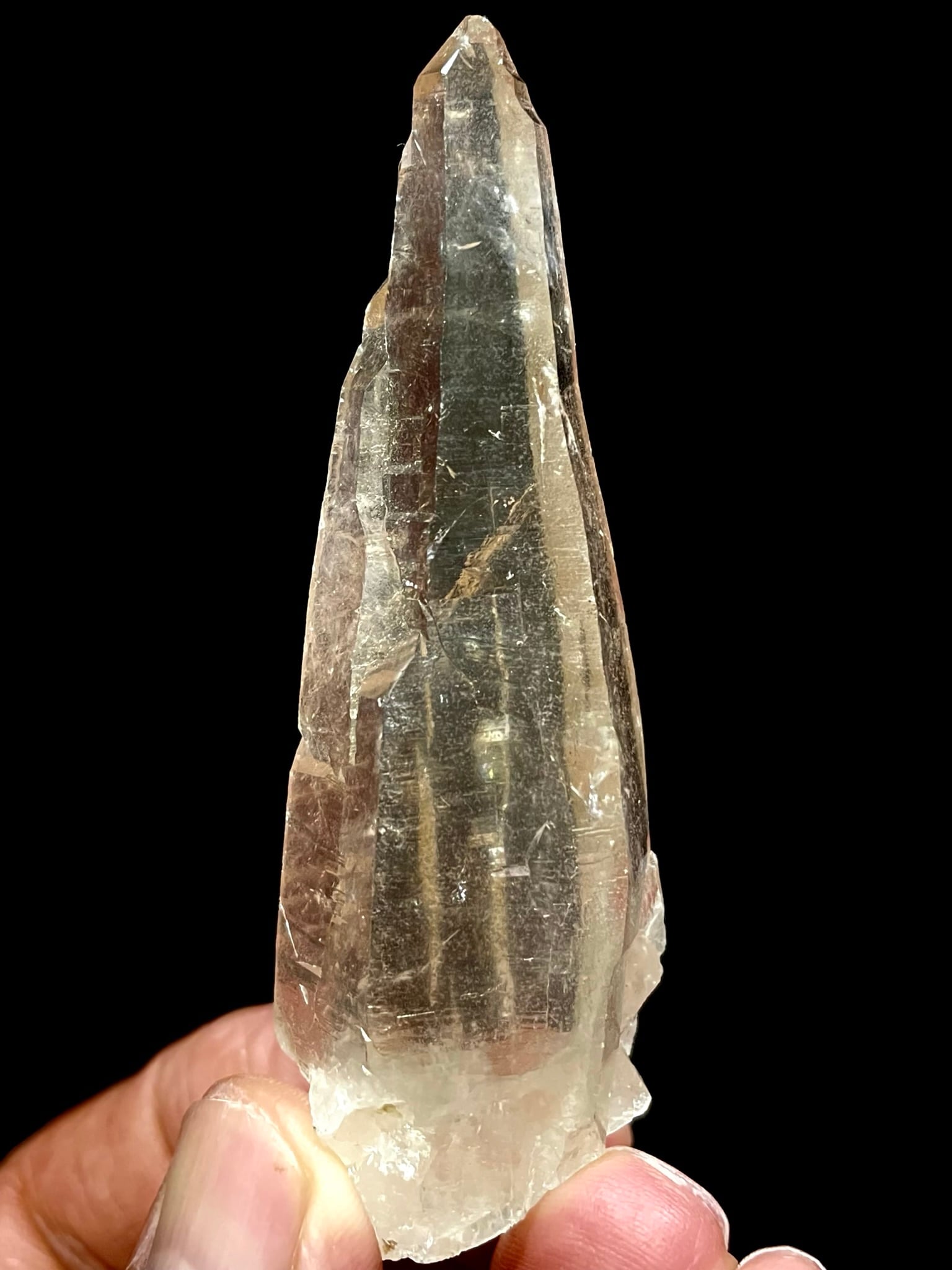 1) 強力な浄化!「レーザー・クオーツ」