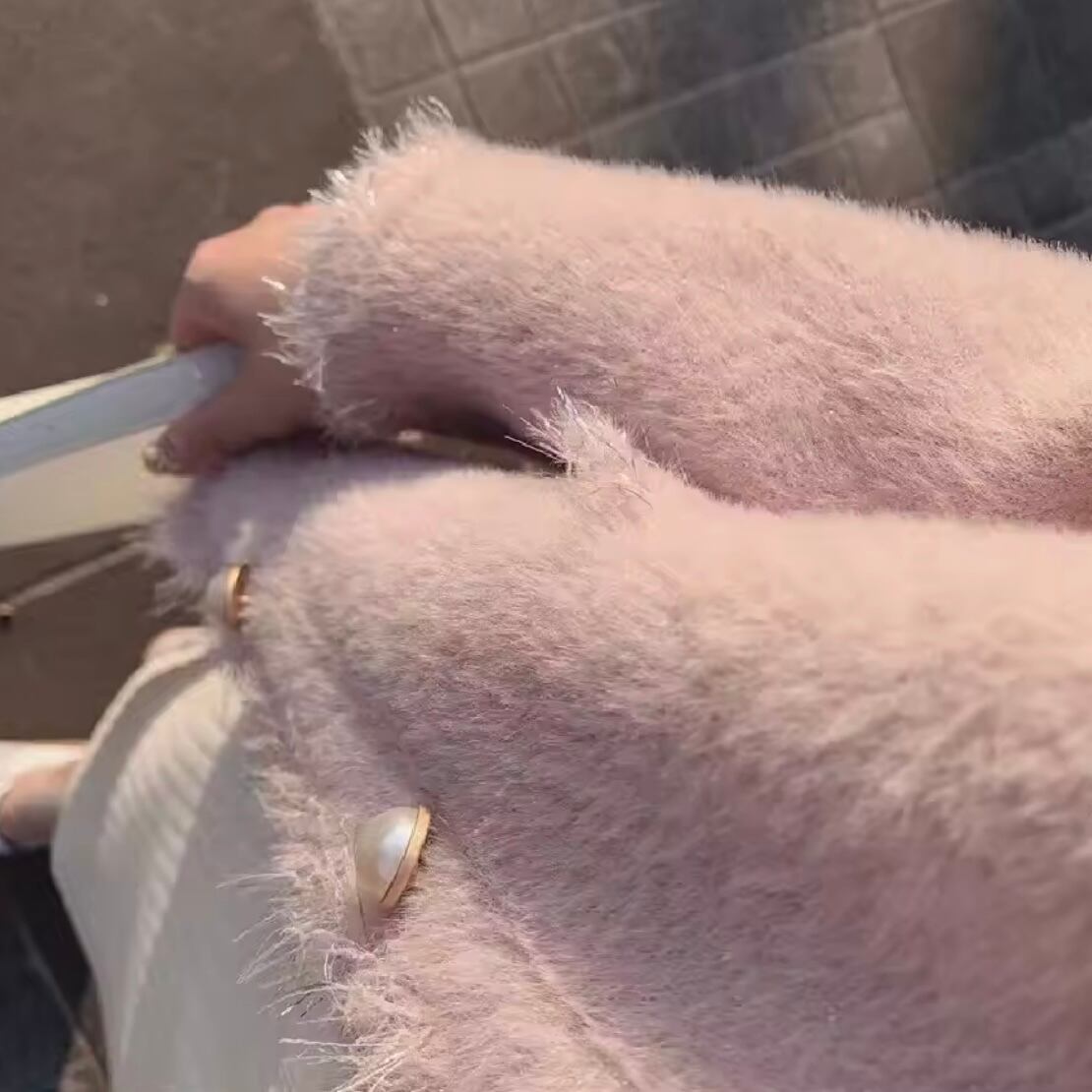 パールボタンピンクニットカーディガン