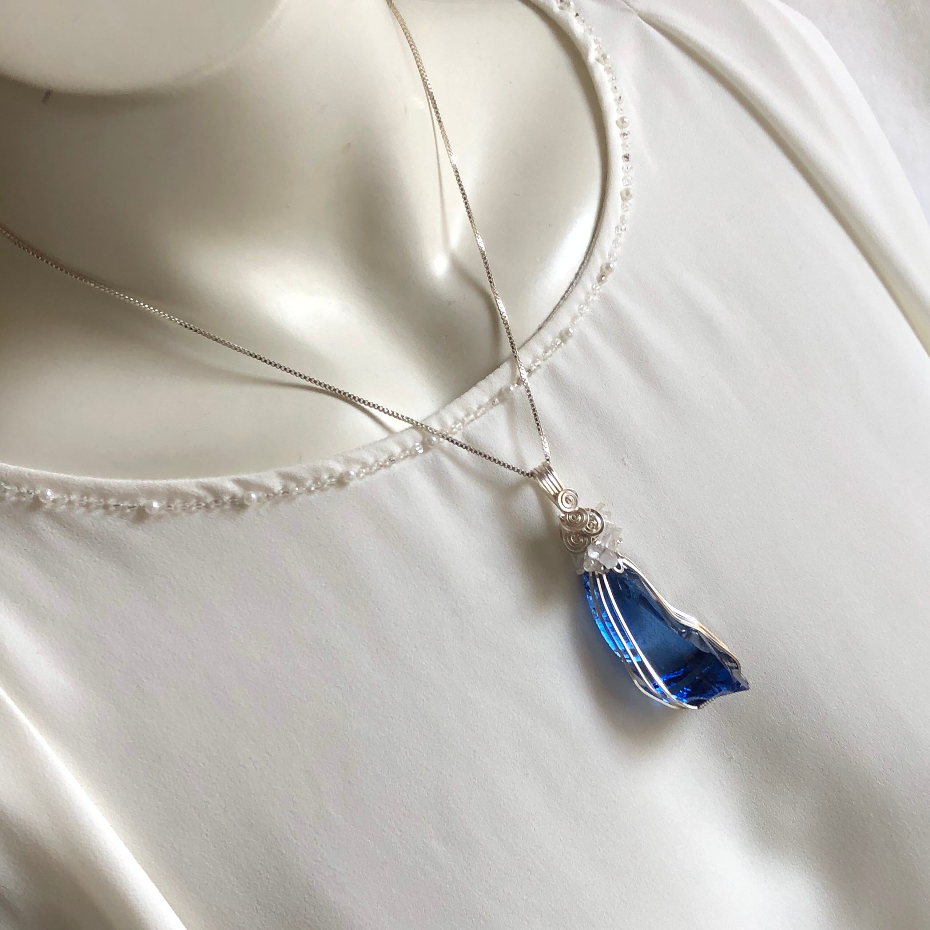 アンダラクリスタルジュエリー エレスチャルサファイア N-1219 | テソロ