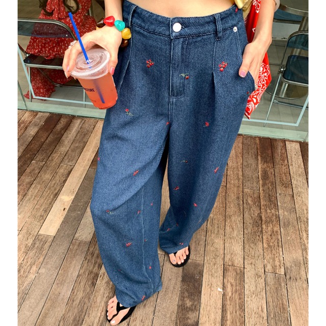 wide-leg embroidered denim pants J00173