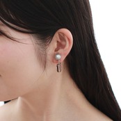 シックで上品な雰囲気漂う スモーキークォーツ淡水パールイヤリング mm1114