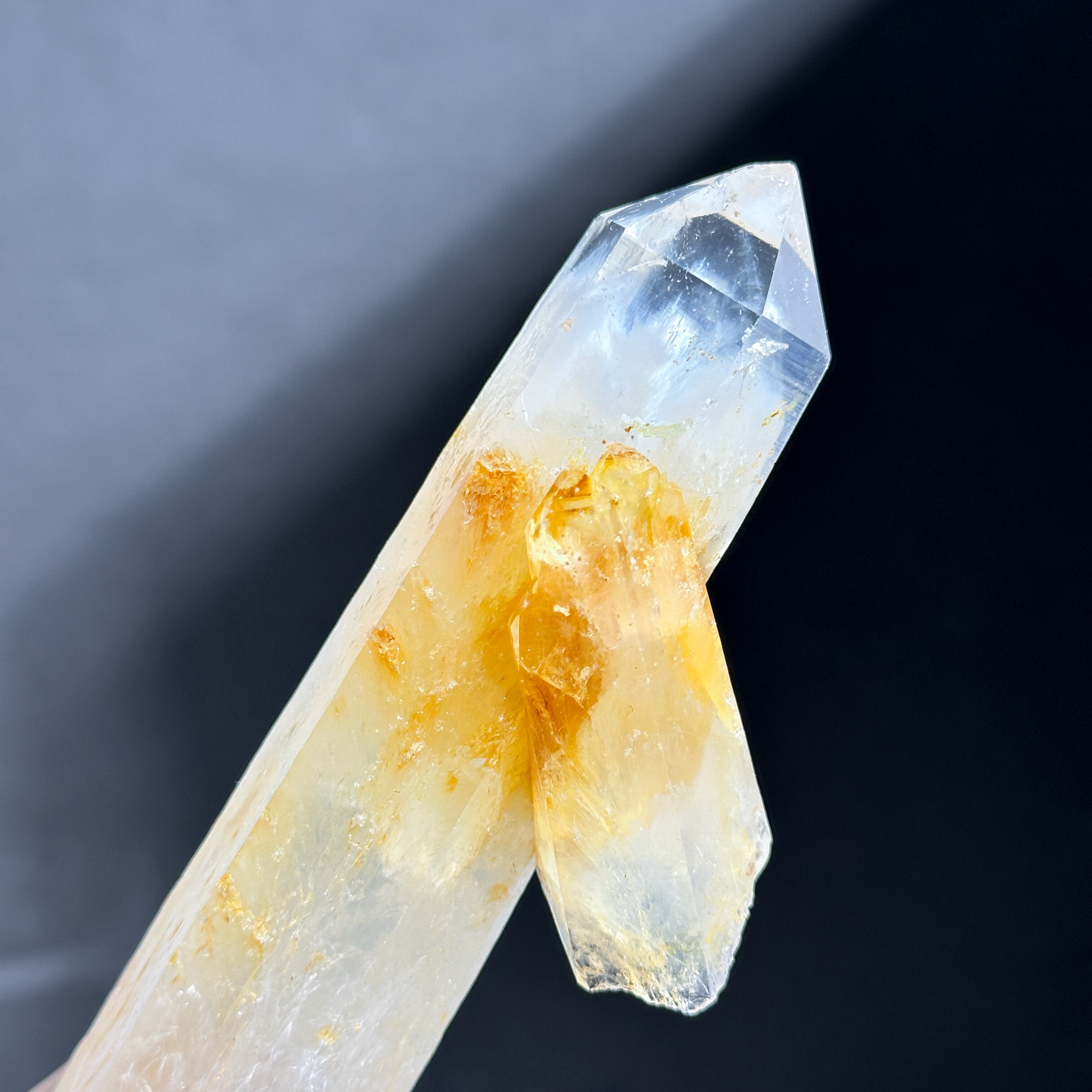 ブルーミストクォーツ ポイント67◇ Blue Mist Quartz ◇ 天然石・鉱物