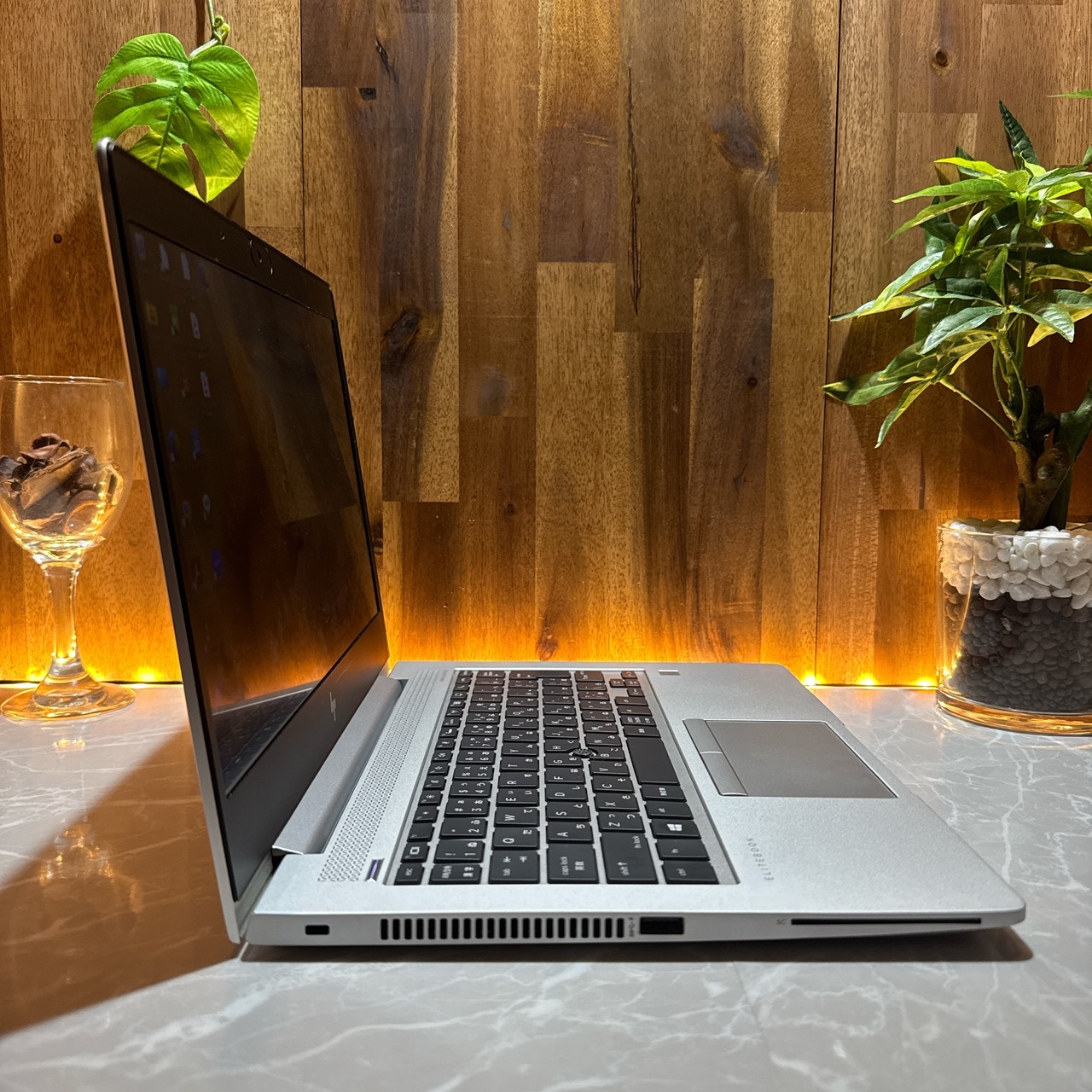 おすすめ‼️HP Elitebook 735 G6☘SSD256GB☘️Ryzen7 PRO 3700U☘メモリ16GB☘ノートパソコン