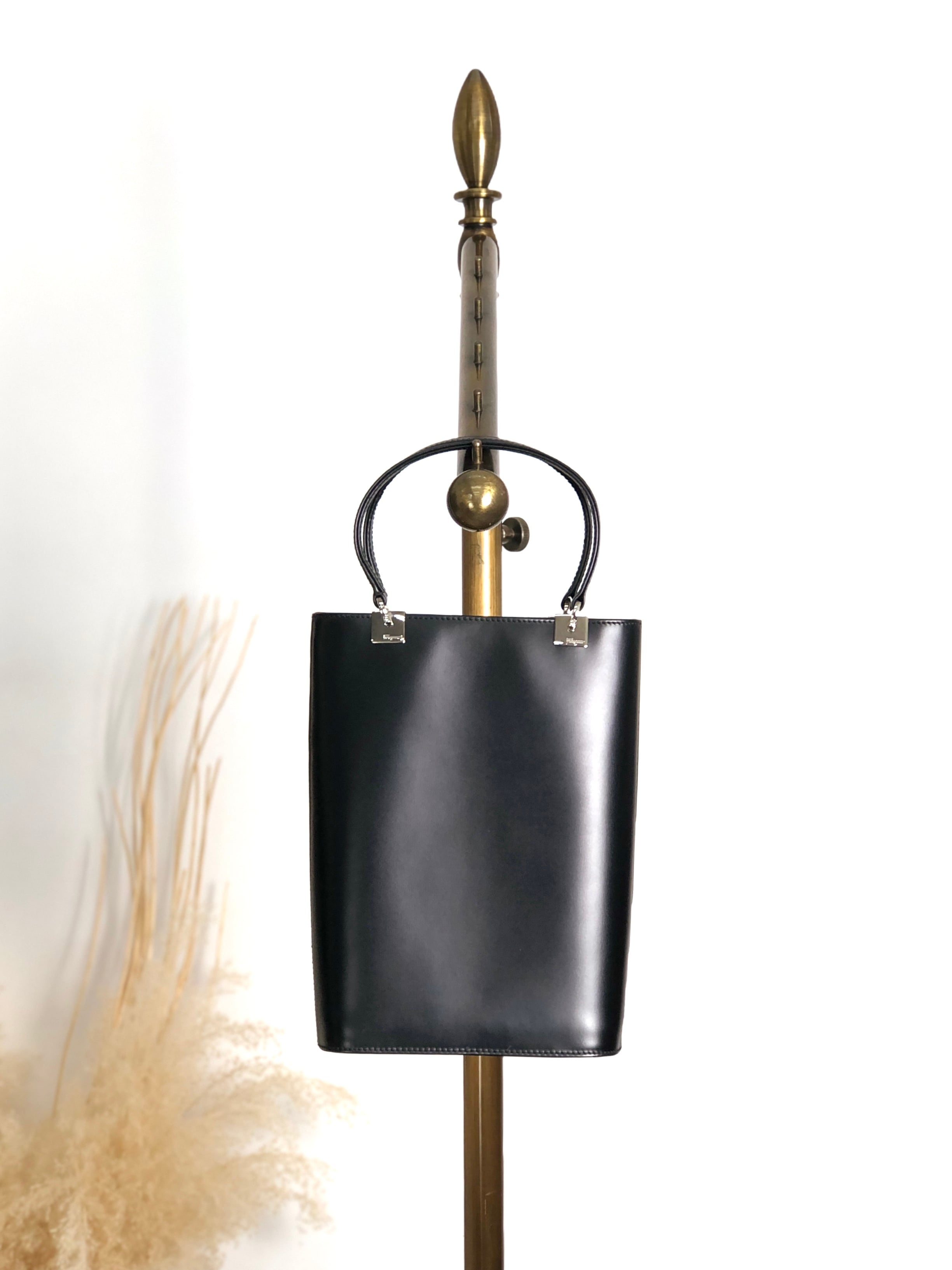 Salvatore Ferragamo | VintageShop solo