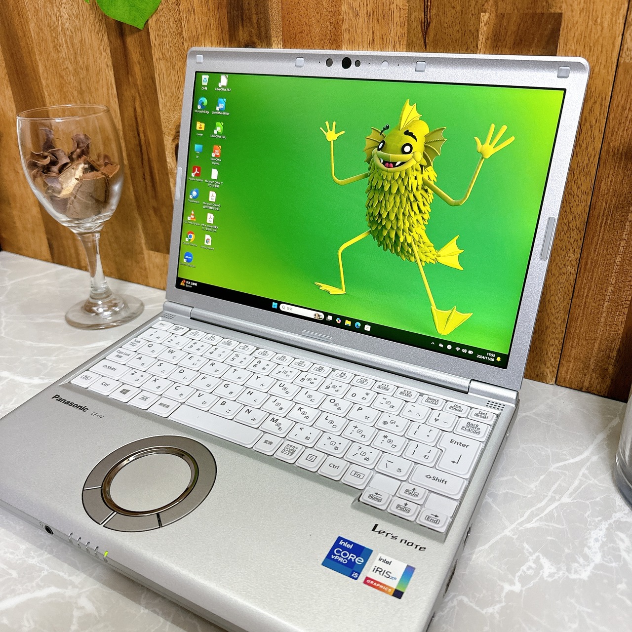 人気LTEモデル/ Panasonic Let's note SV1/メモリ16GB/SSD256GB/ノートパソコン