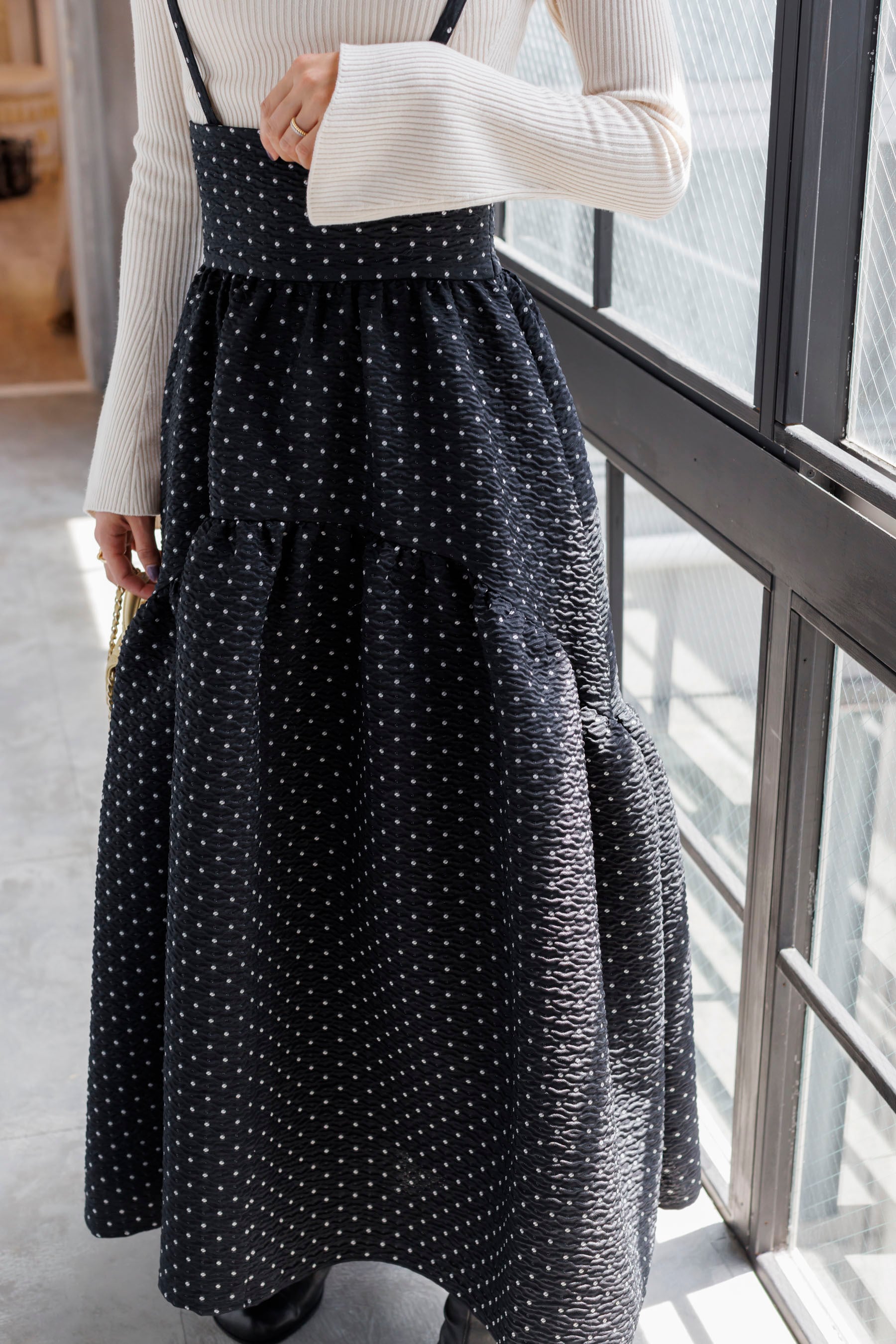 9/29(fri)21:00-Dot Jacquard suspenders skirt | Bluelea 
