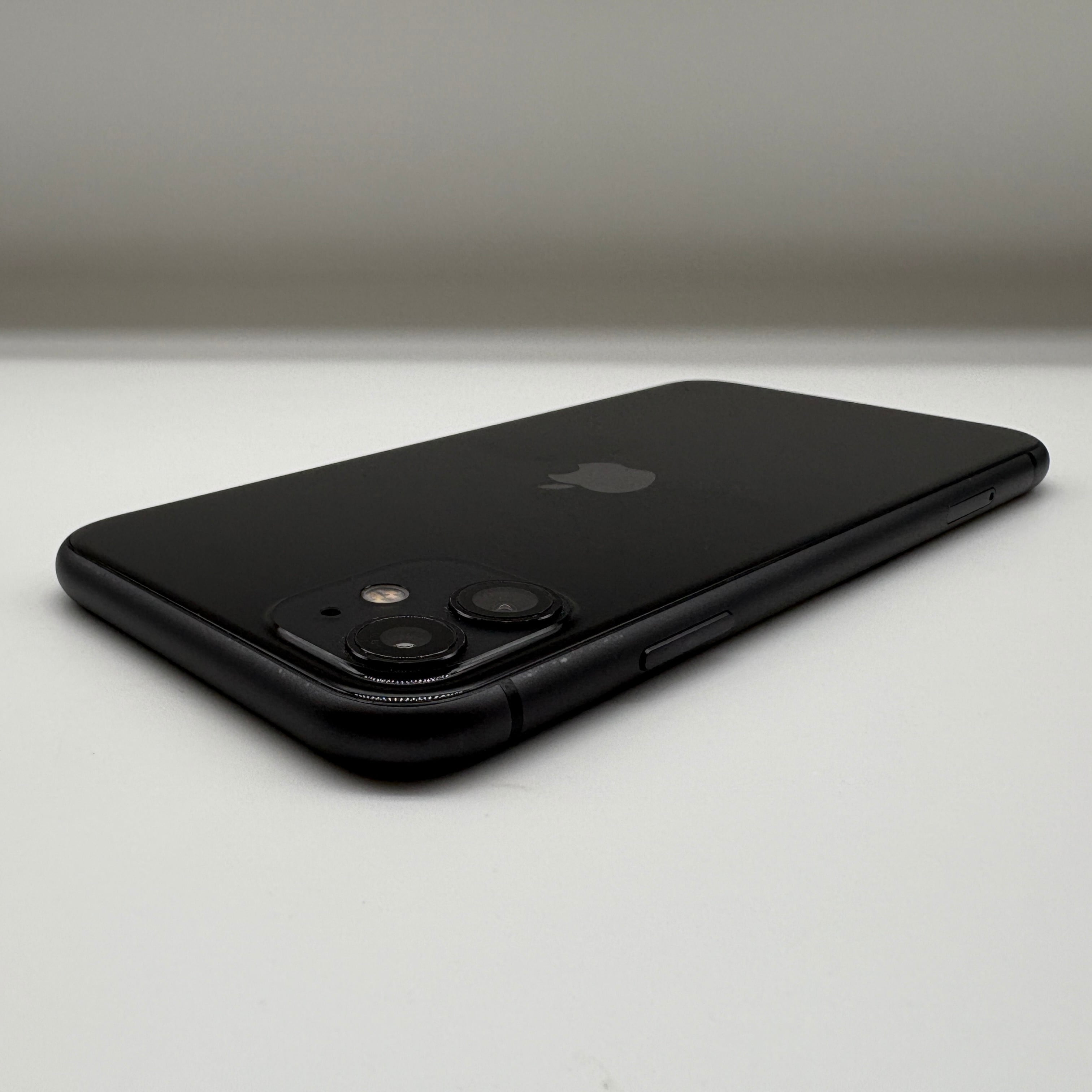 iPhone11 128GB ブラック アイフォン本体 SIMフリー SIMロック解除済み