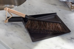 SMART DUSTPAN & BRUSH SET