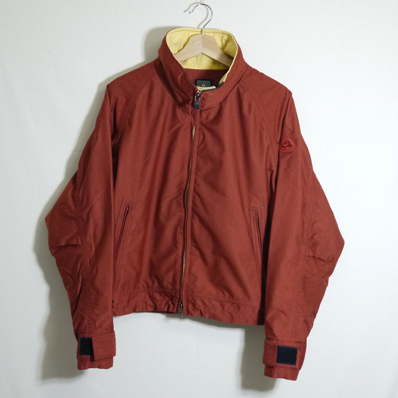 510201● NIKE ACG 中綿 OUTER LAYER COUCHE