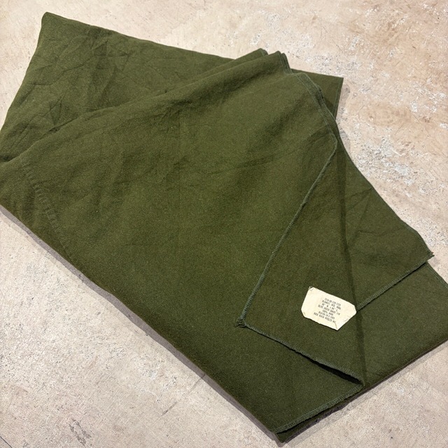 1970s US ARMY BLANKET KHAKI
