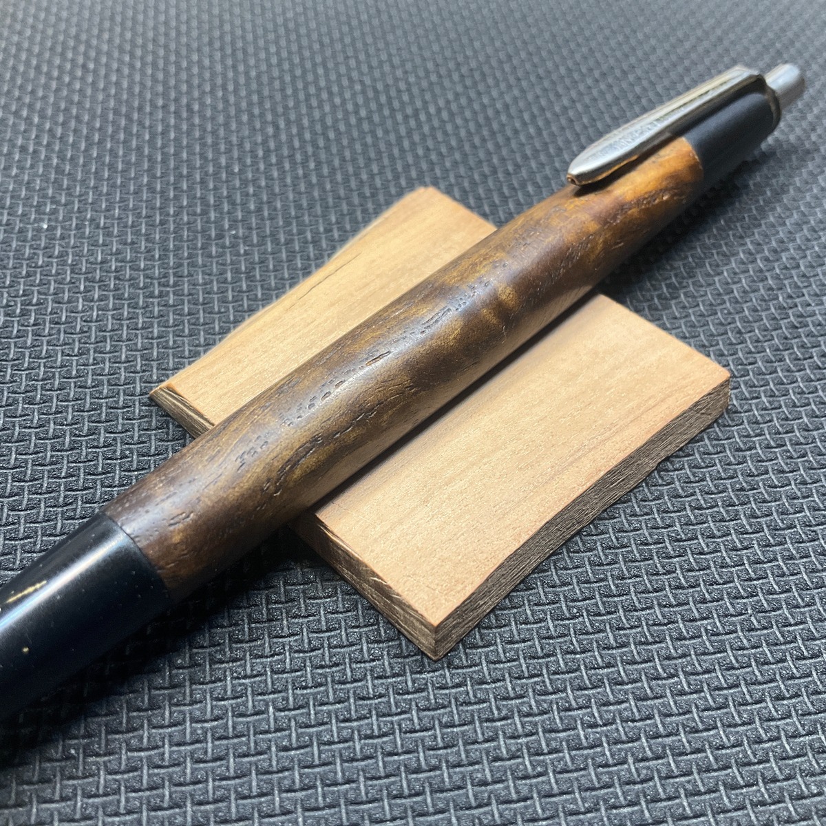 オーストラリア産 白檀 ビャクダン 銘木ペントレー | FUJI工房