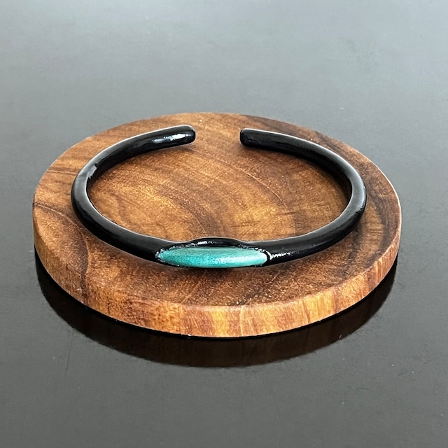 PAPACRAFT / IVORY CUFF