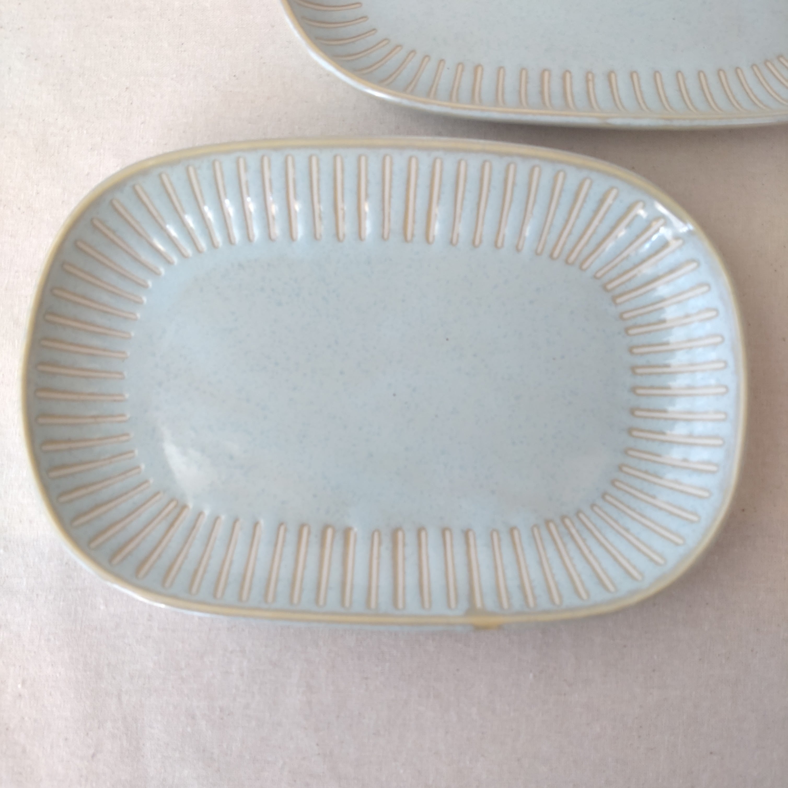 日本製 美濃焼 撥水十草 楕円皿 焼物皿 小判皿 Plate | うつわとくらし