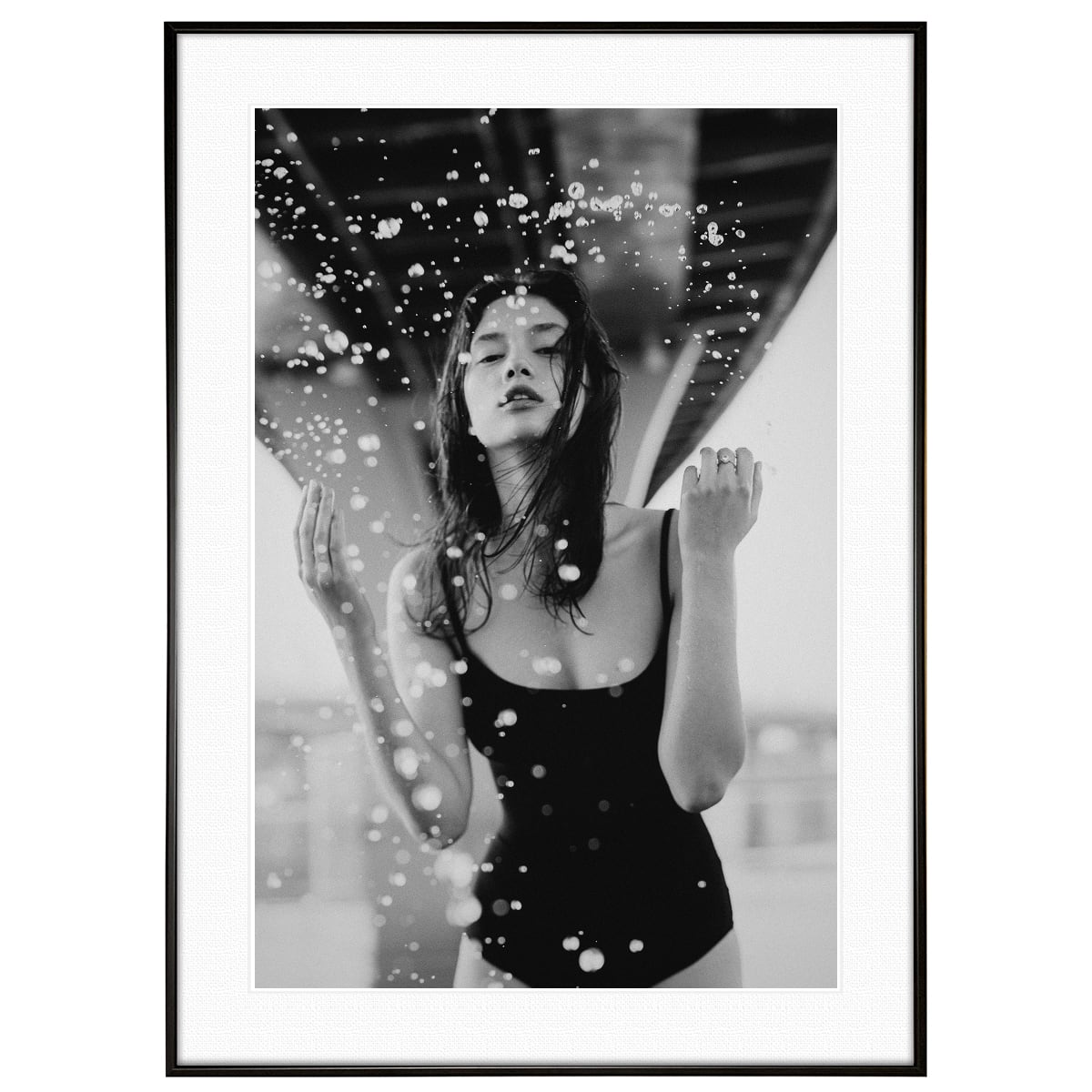 人物写真 水着を着た女性 インテリアモノクロアートポスター額装 AS2323
