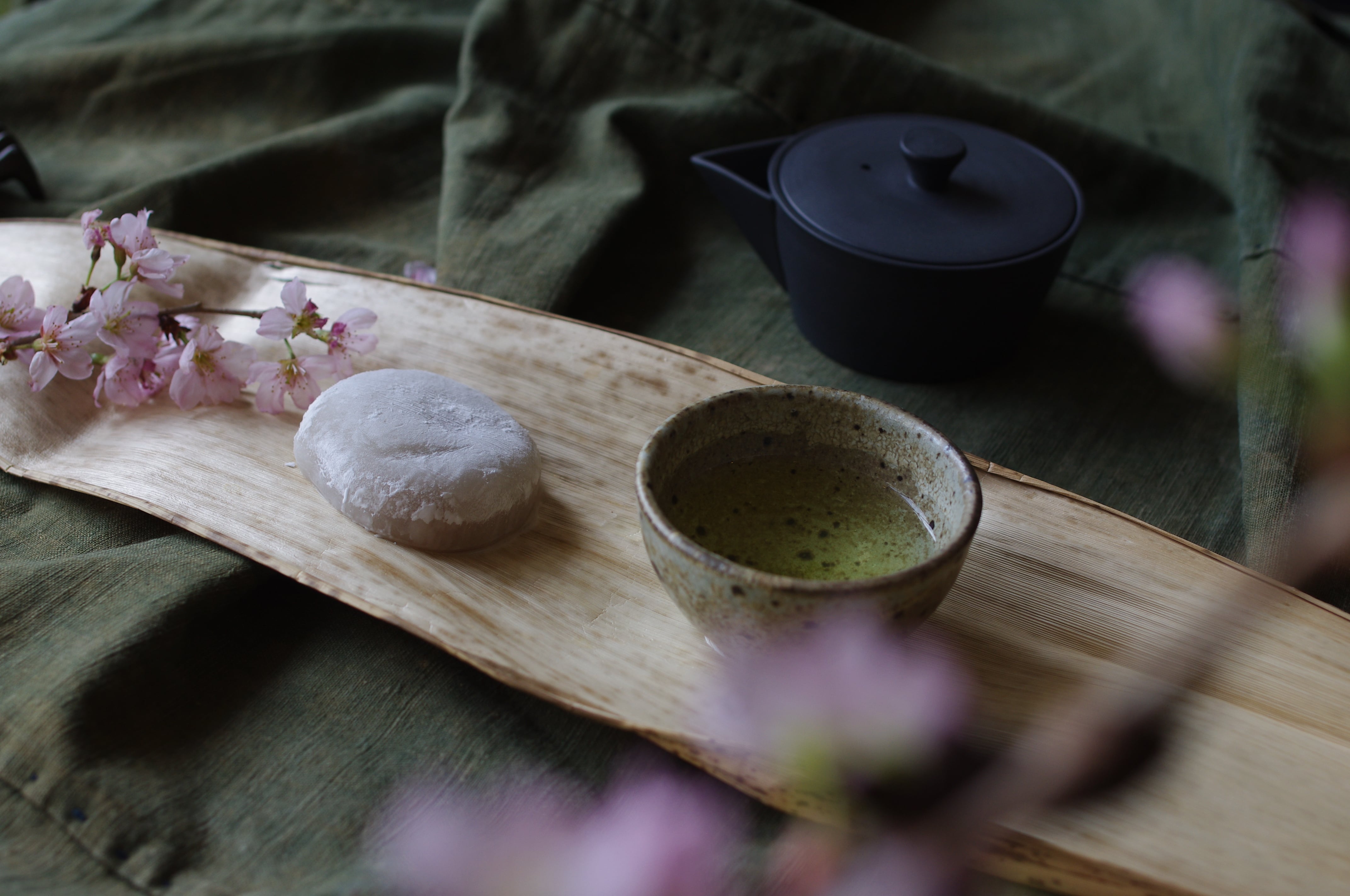 宝瓶・入子碗（入子茶器） 黒練 | 茶屋すずわ