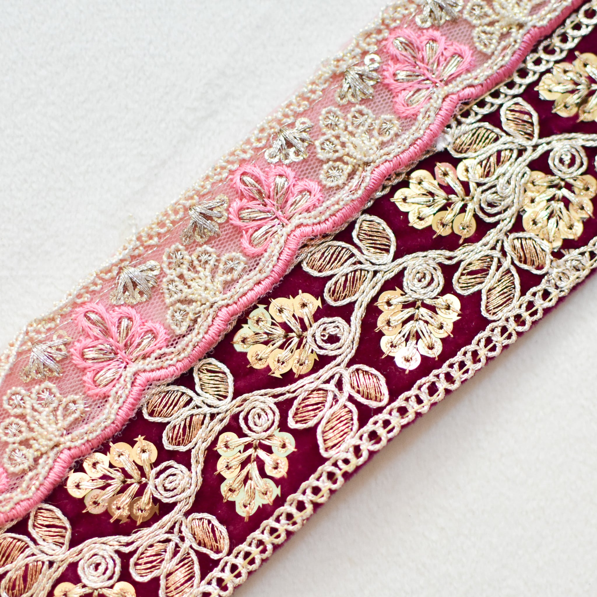 インドの刺繍リボン（お好きな柄を1メートル） | チェコガラスボタン