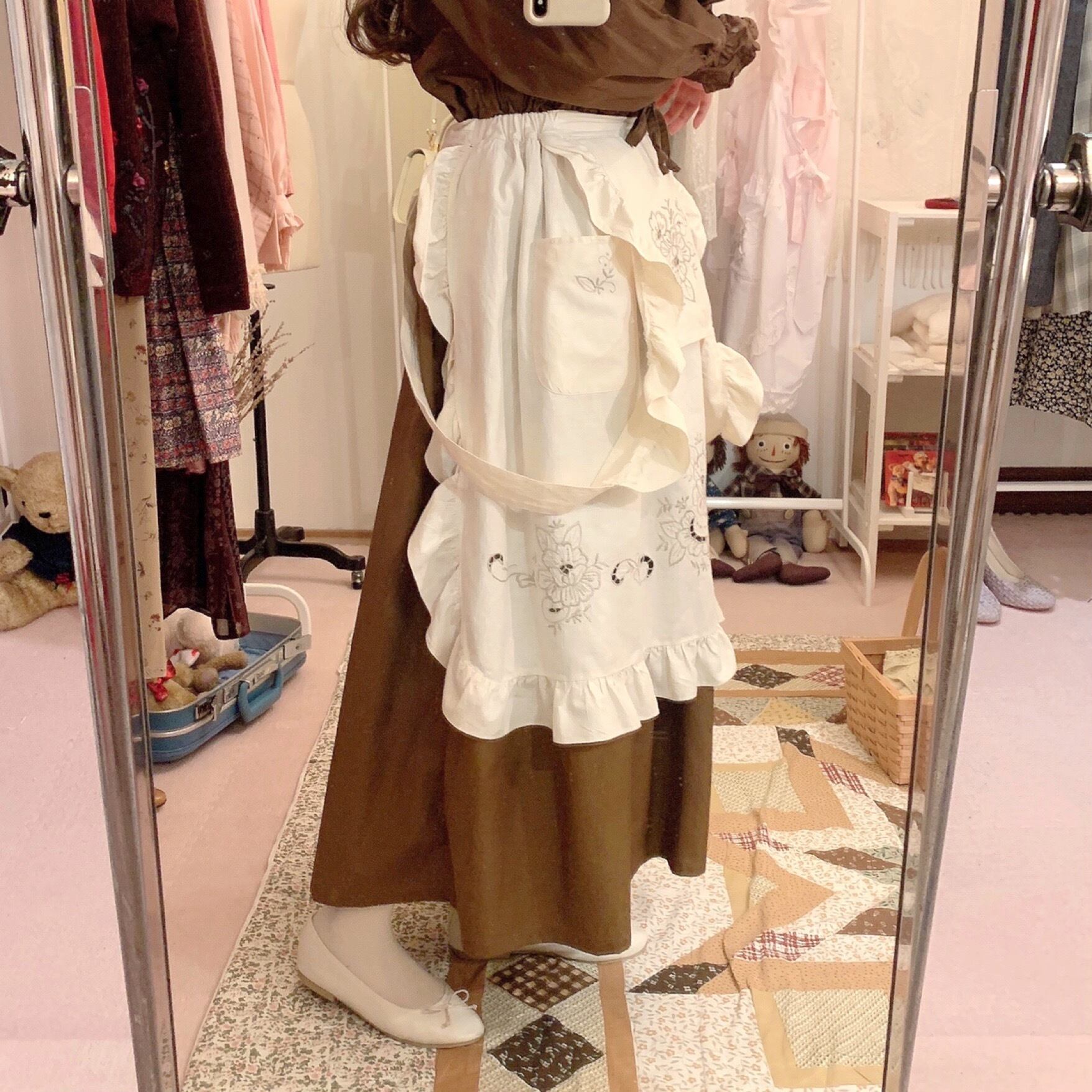 remake : chocolate brownie apron set up