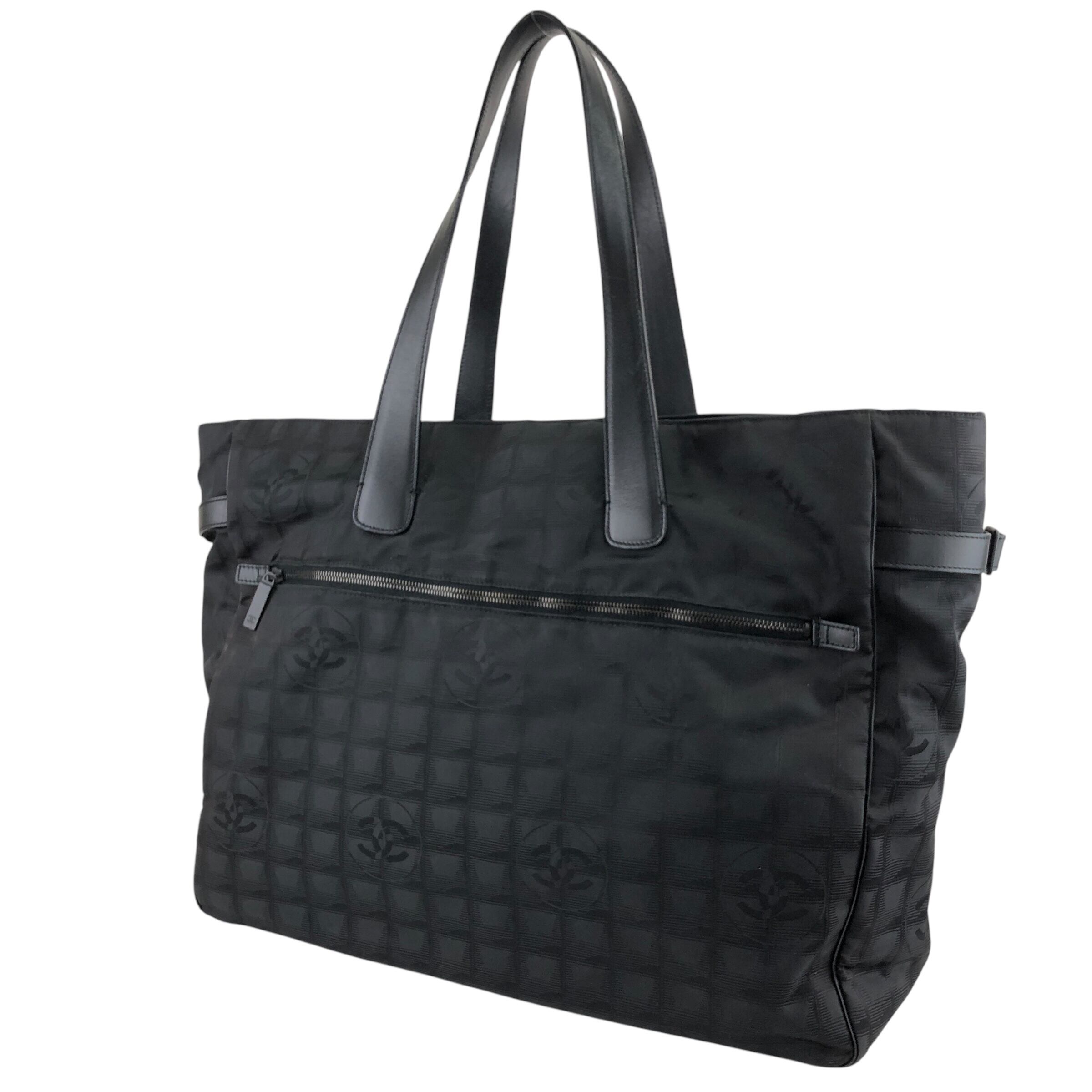 CHANEL シャネル ニュートラベルライン トートバッグ ブラック ナイロン ニュートラベルライン シャネル トートバッグ ナイロン ブラック