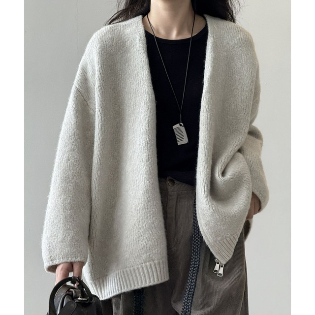 オーバーサイズ　ニットカーディガン　 N00184
