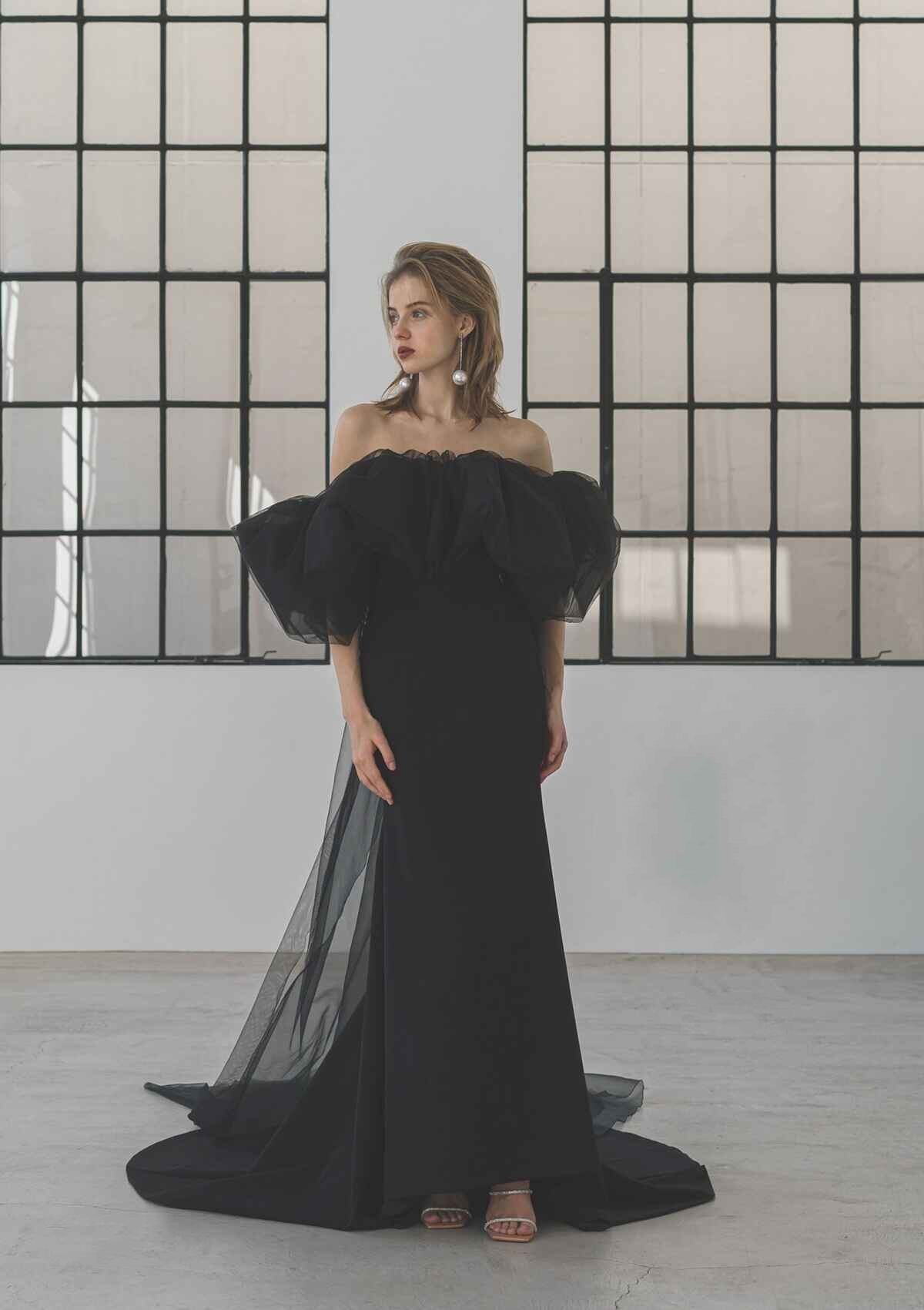 新品タグ付き♡atlo チュールオフショルダードレスM オフ×ブラック チュールオフショルダードレス | PourVous（プールヴー