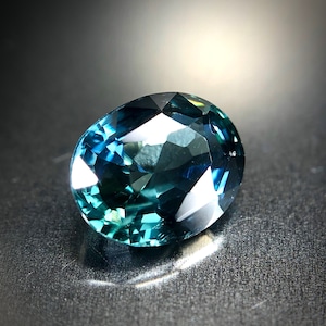 エロティックな"ティールブルー"の輝き 1.2ct 天然ブルーサファイア