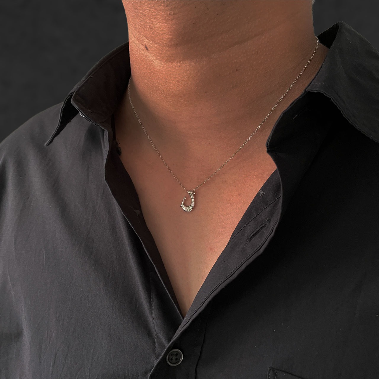 Fishhook Necklace〈S925〉