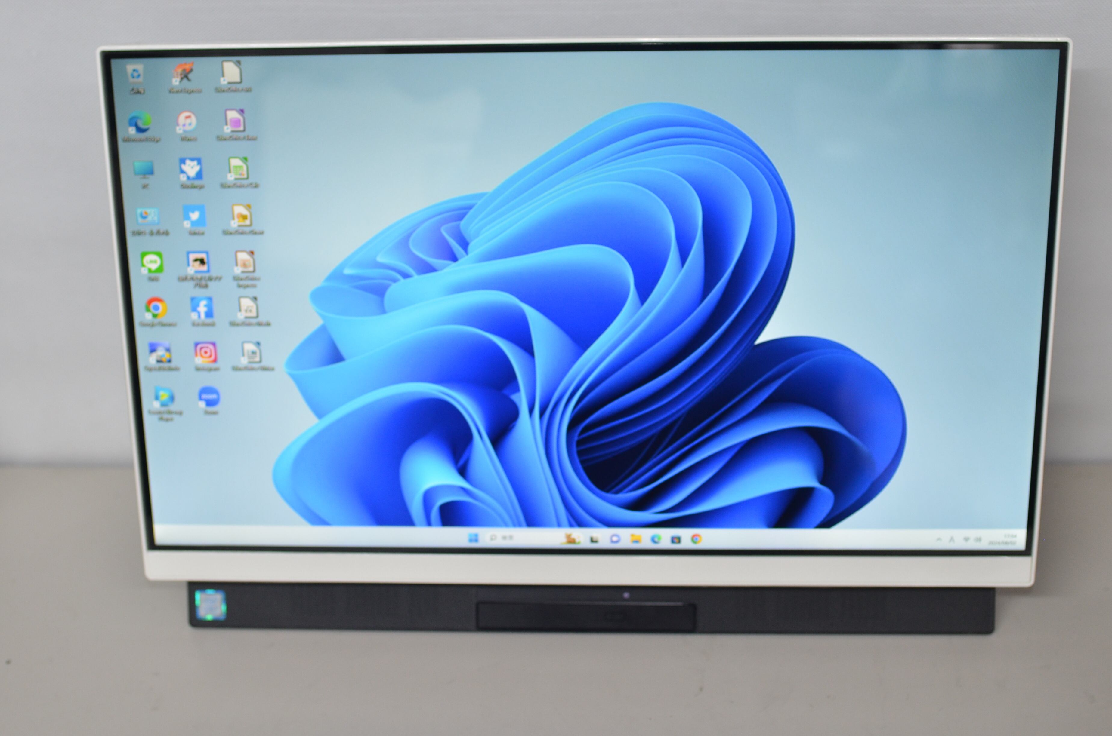 中古良品一体型パソコン Windows11+office NEC PC-GD187TCAF Core i7