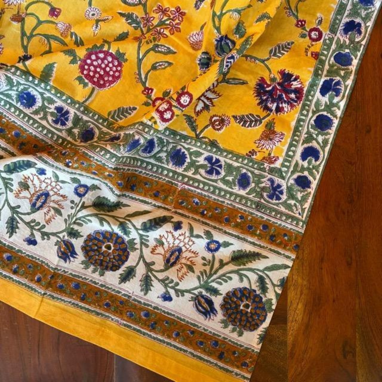India Block print flower curtain Yellow　インド　ブロックプリントフラワーカーテン　イエロー　105×178cm　間仕切り　暖簾　ラピド　植物　コットン　木版