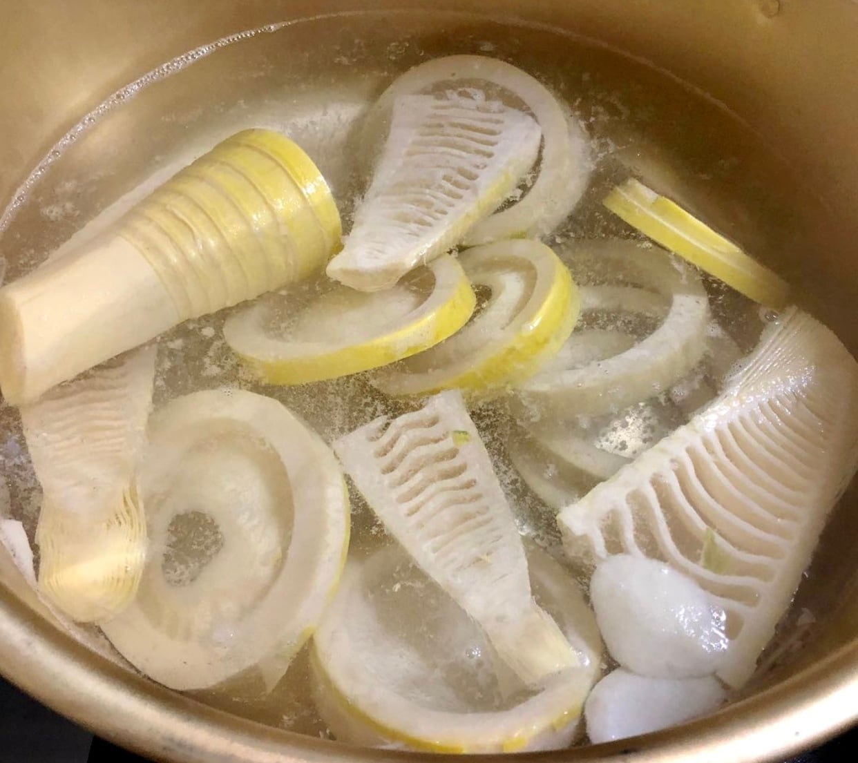 山形県庄内産】孟宗筍（水煮）缶詰 1缶 820g（固形量 500g）- 酒田市