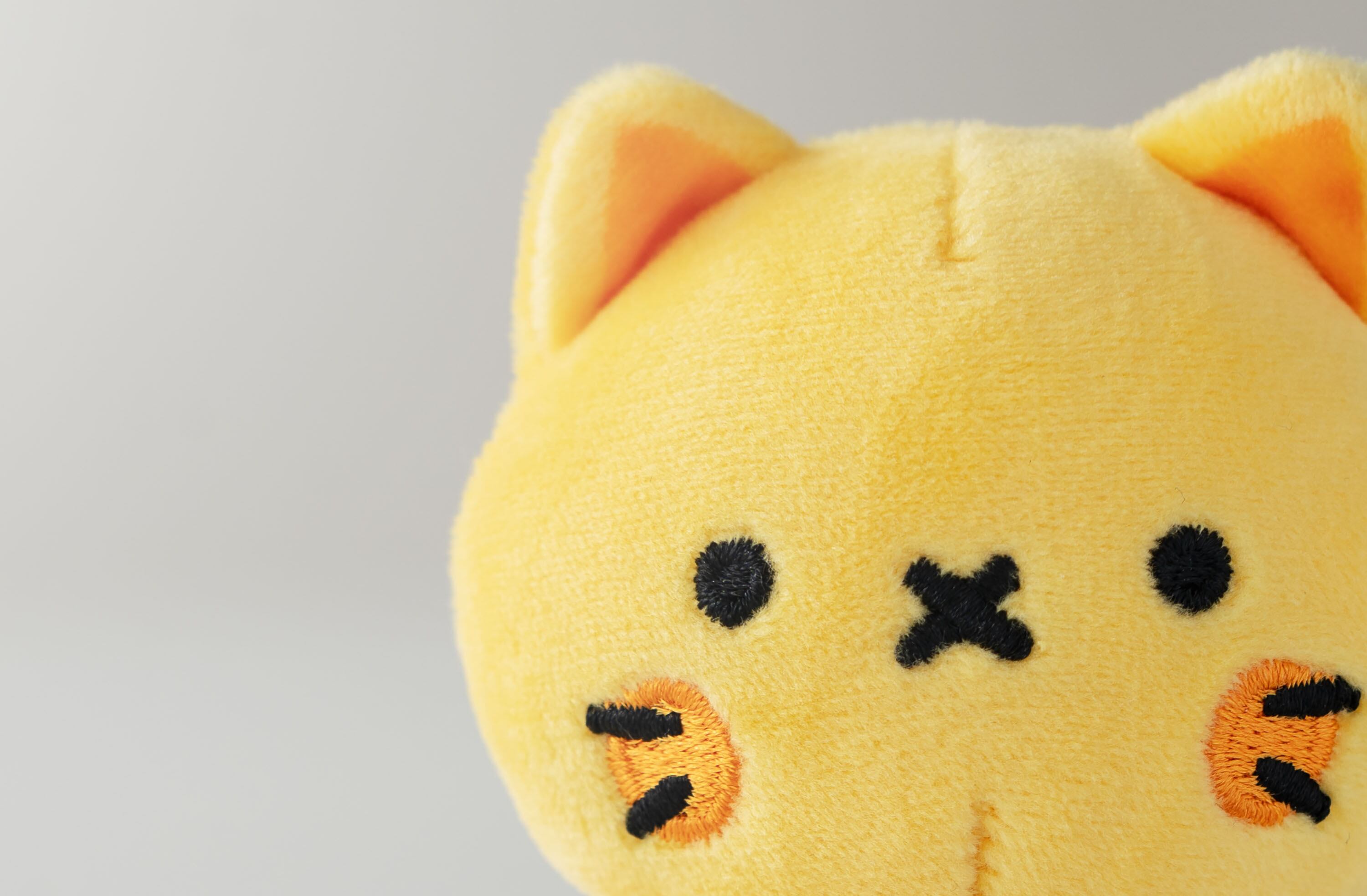 お座りリモにゃんミニぬいぐるみ | remolabo