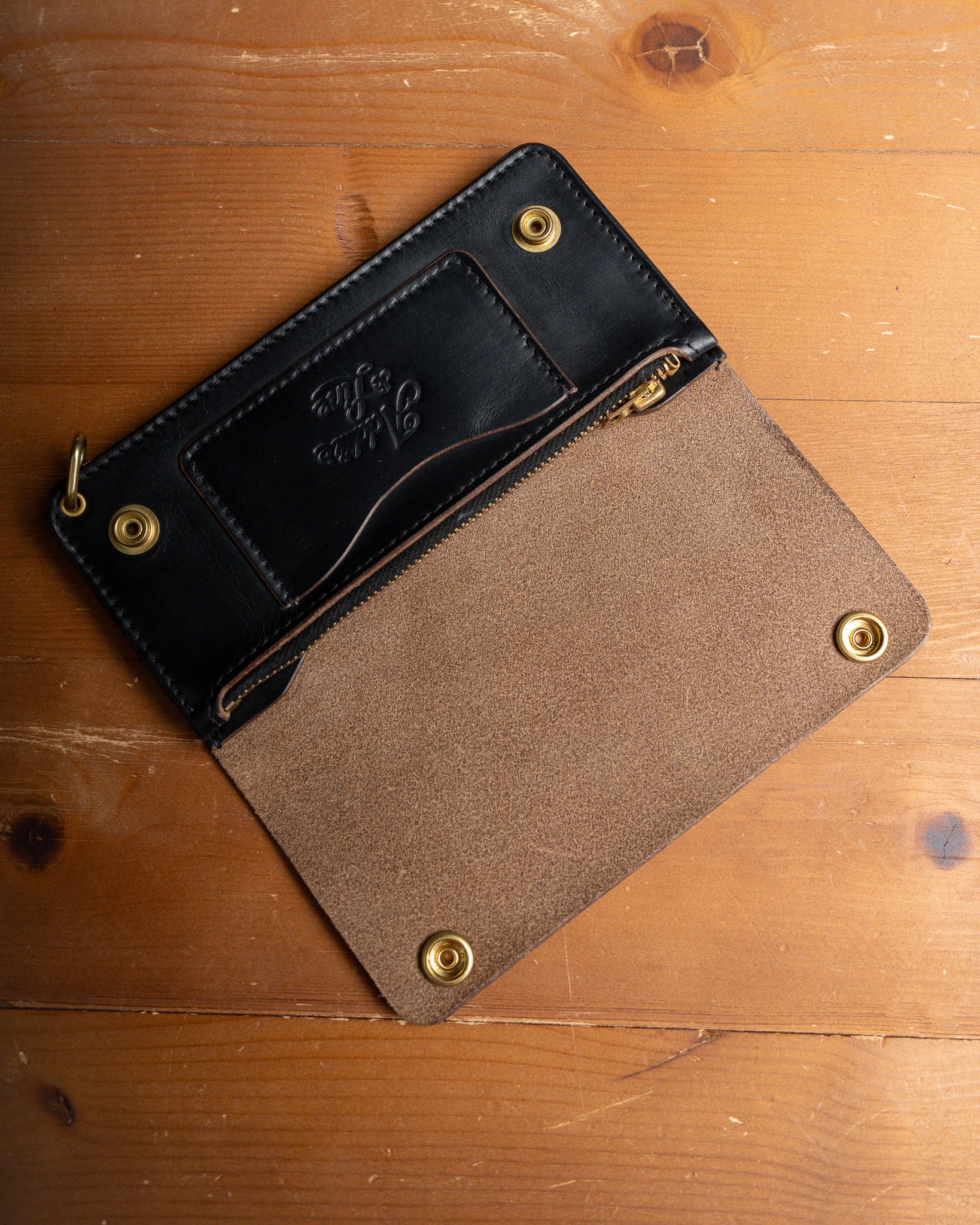 Additive and Line】Tracker Wallet TW-004 Horween Chromexcel 3層