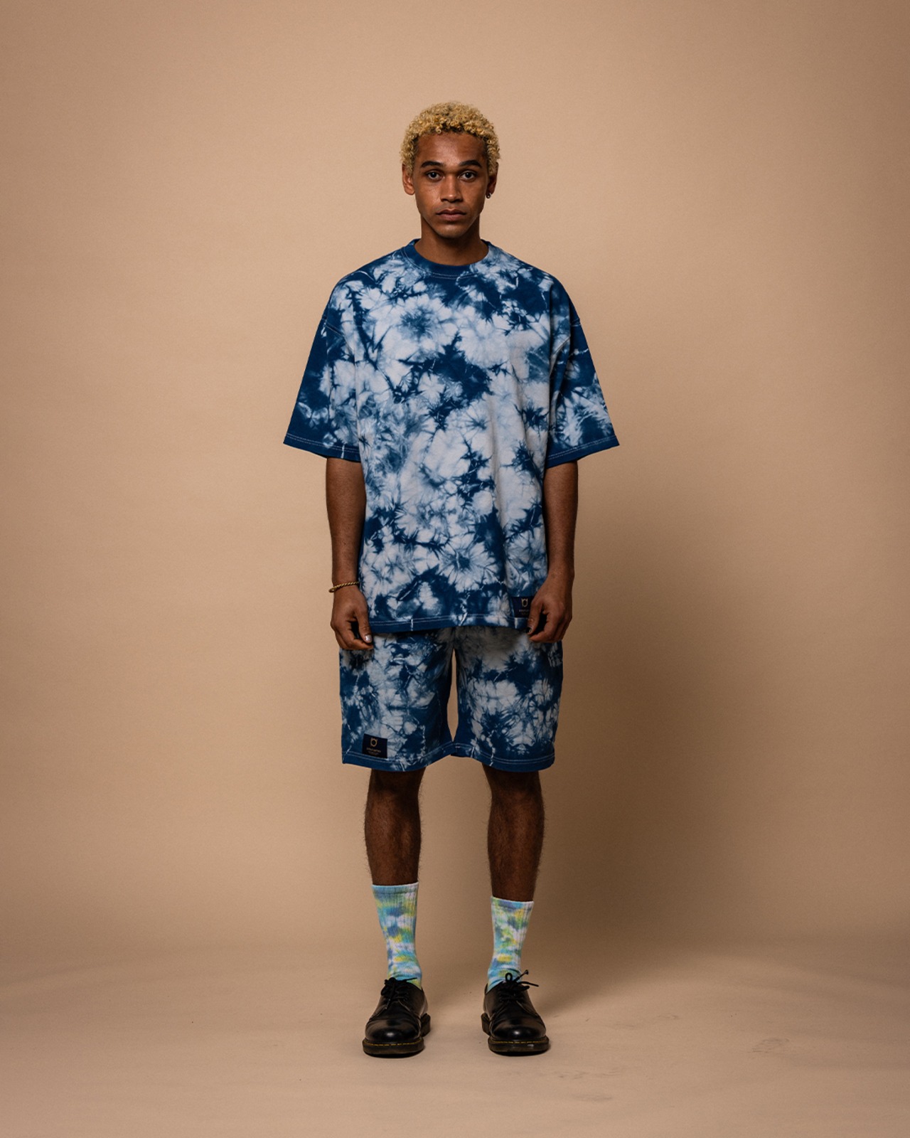 【数量限定 / 最短即日発送】タイダイハーフパンツ 赤い湖