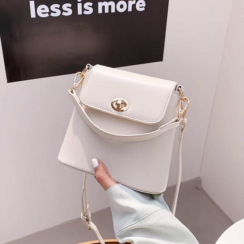 サマーレッド 夏物 メッセンジャーバッグ Tiancai_Wing_Bag17595012450