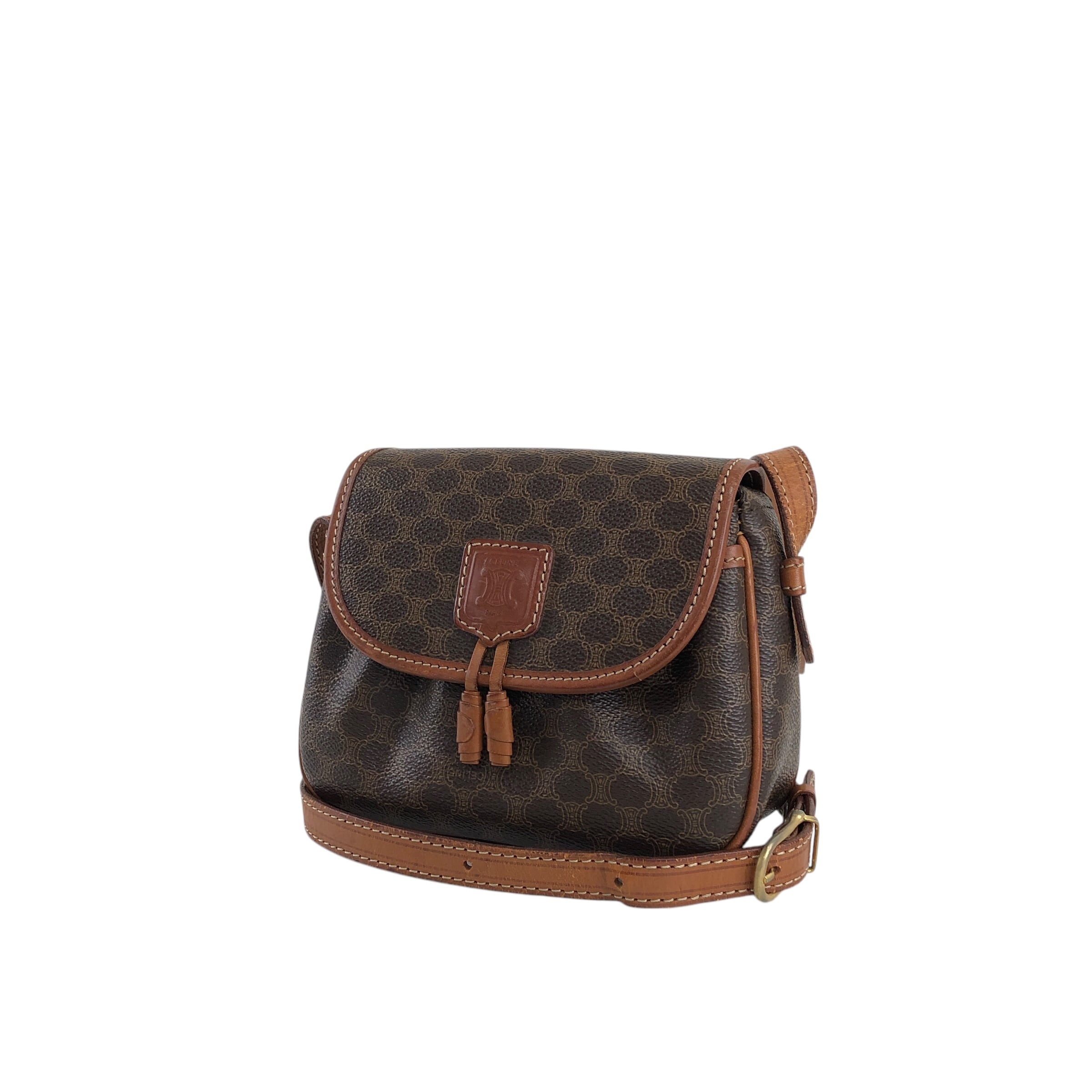 美品　セリーヌ　CELINE マカダム　タッセル　ショルダーバッグ　レディース CELINE セリーヌ マカダム ショルダーバッグ ベージュ タッセル PVC