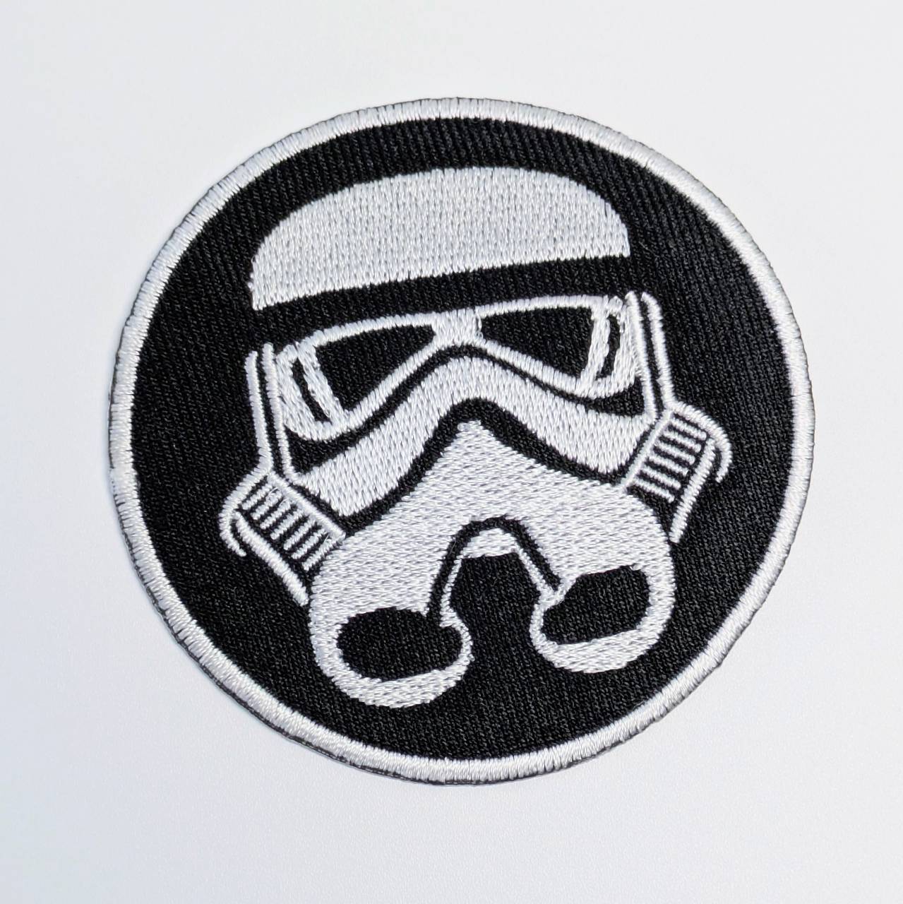 送料無料！ ★刺繍アイロンワッペン★【 STARWARS ( スター・ウォーズ ) 】 ストームトルーパー  〚アメリカン雑貨 アメトイ〛