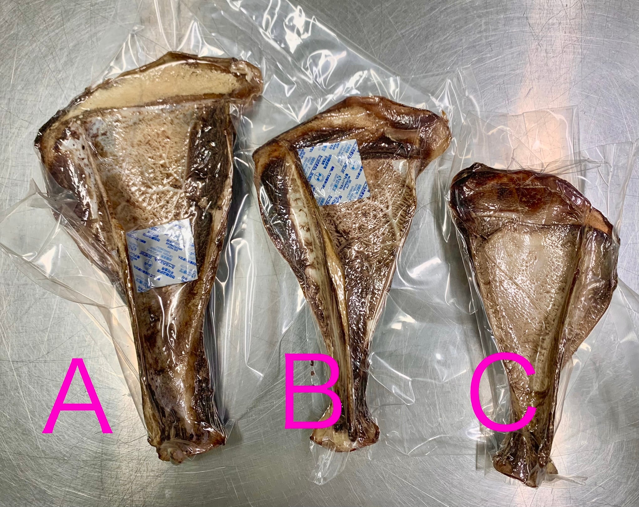 ペットごはんに鹿・猪の肉や骨など 楽天市場】ペットフード 鹿肉 4種セット（S）テツのごはん 犬用 猫用