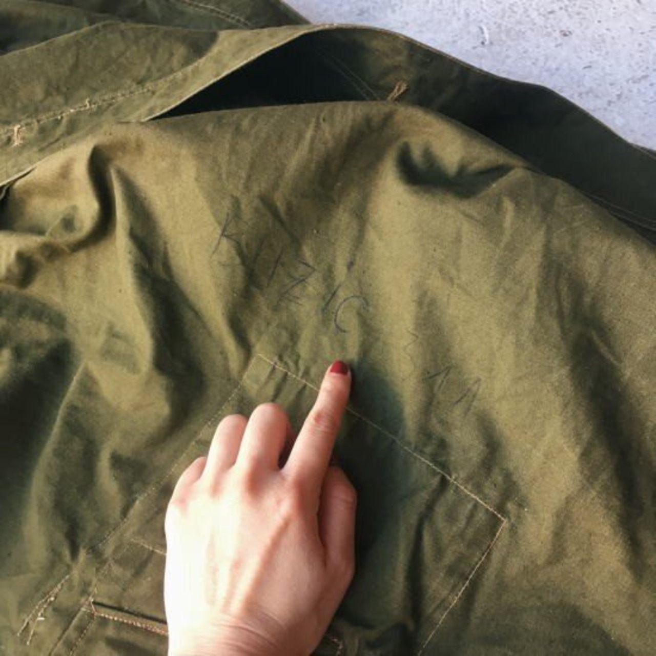 ルーマニア軍　テントシート　オリーブ