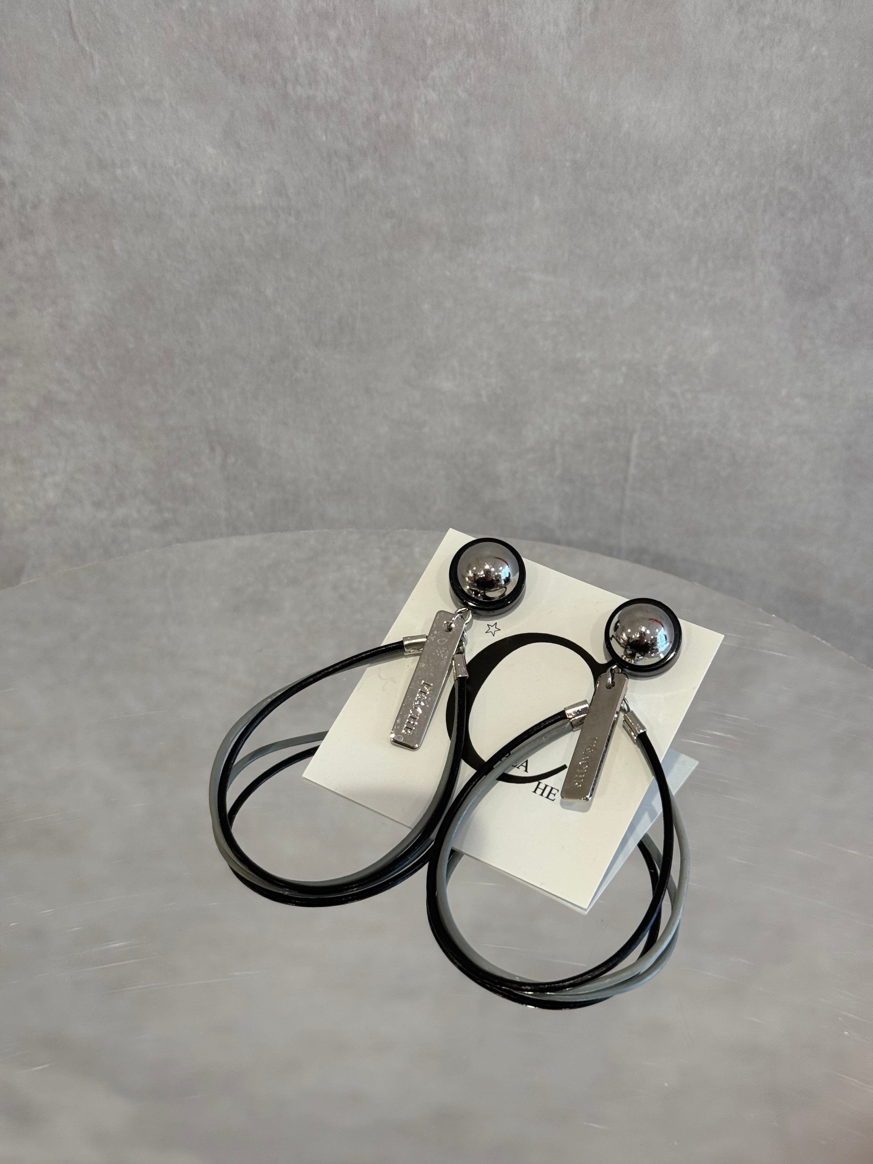 leather loop gray black mix