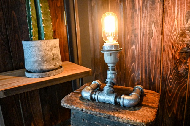 iron creation tablelamp