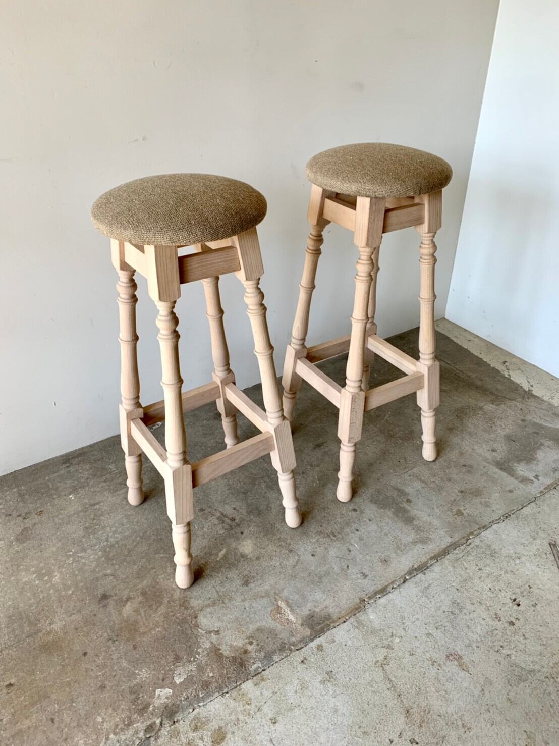 ハンドメイド　ハイスツール　丸椅子　店舗什器などに ハンドメイド ハイスツール 丸椅子 店舗什器などに