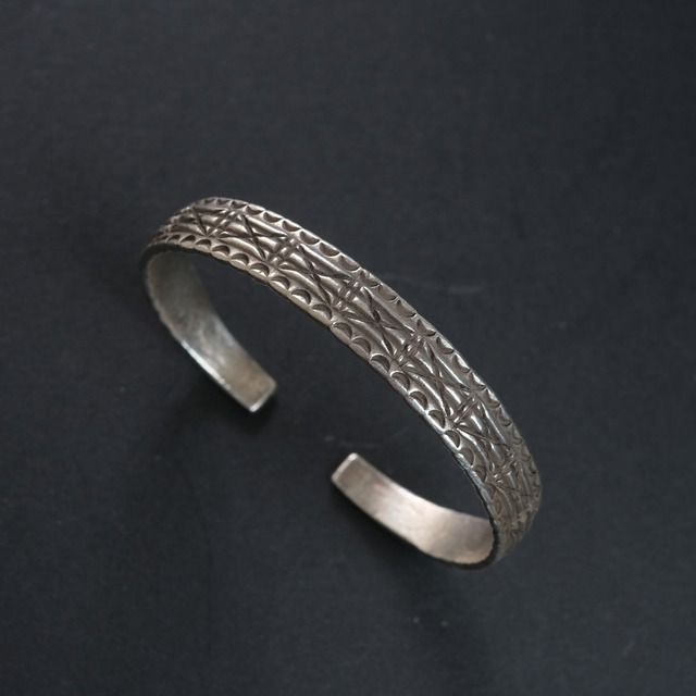 別注 カレンシルバー シルバー950 総彫りデザインバングル/軽研磨仕上げ