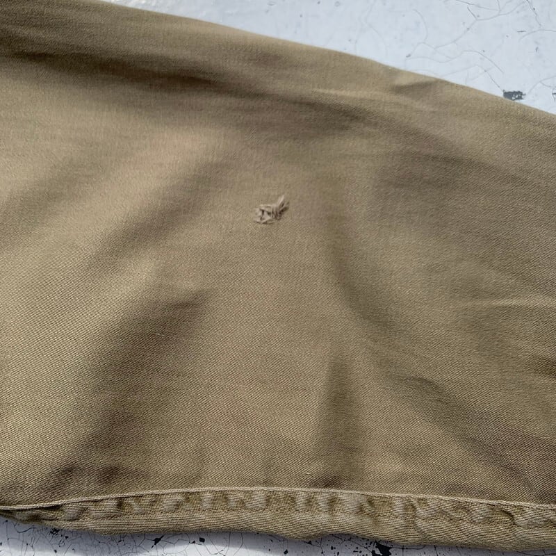 カーハートとフィンクスとヘッドライトのトリプルネームジャケット