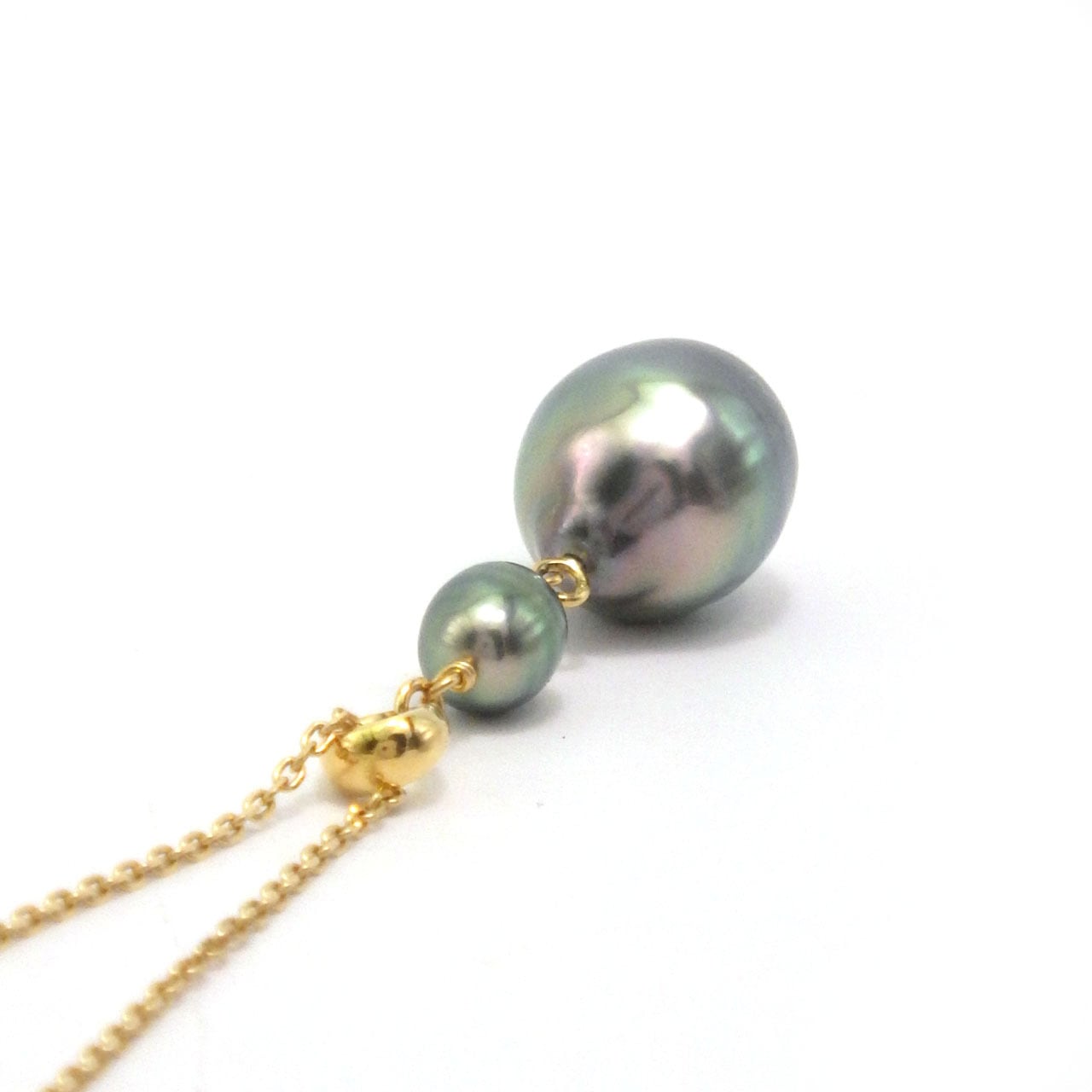 K18YG 南洋黒蝶真珠・黒蝶ケシ真珠 2ピース ペンダントトップ（KR60831