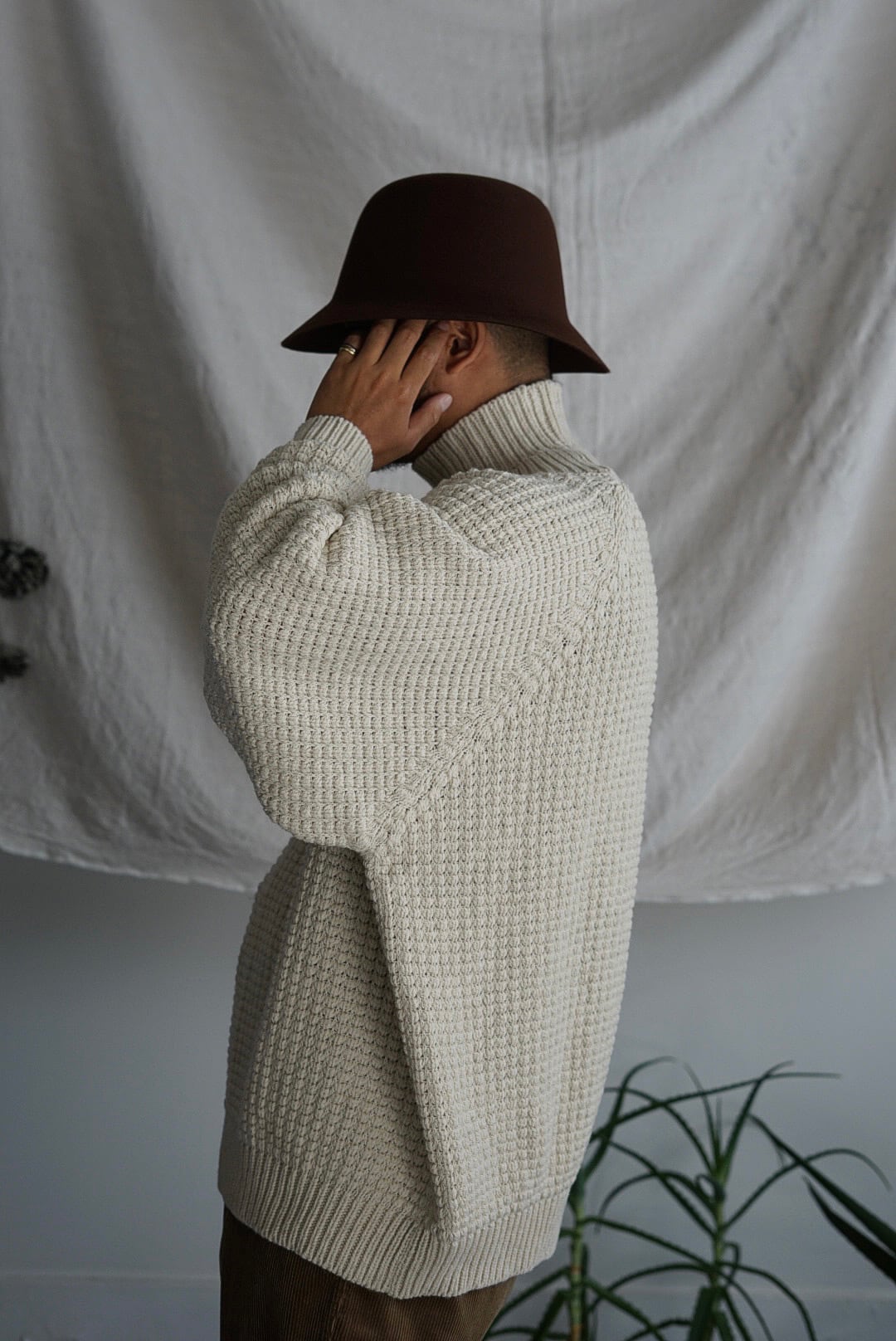 JAN JAN VAN ESSCHE - KNIT#61 | Brownie JAN JAN VAN ESSCHE - KNIT#61 | Brownie