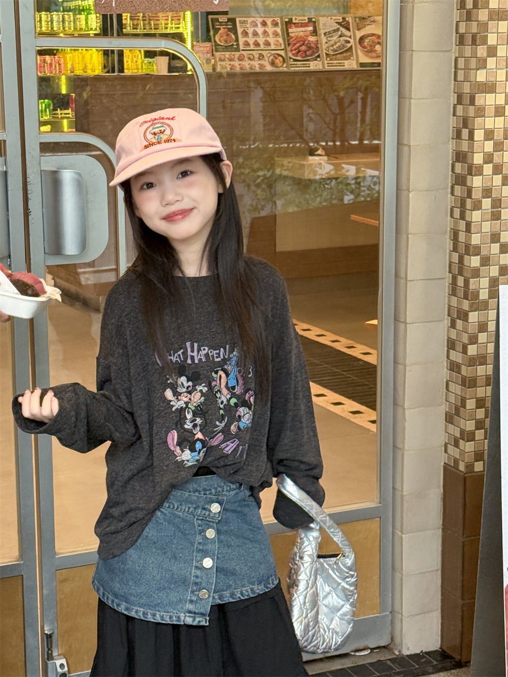 2color WHAT HAPPEN イラストT