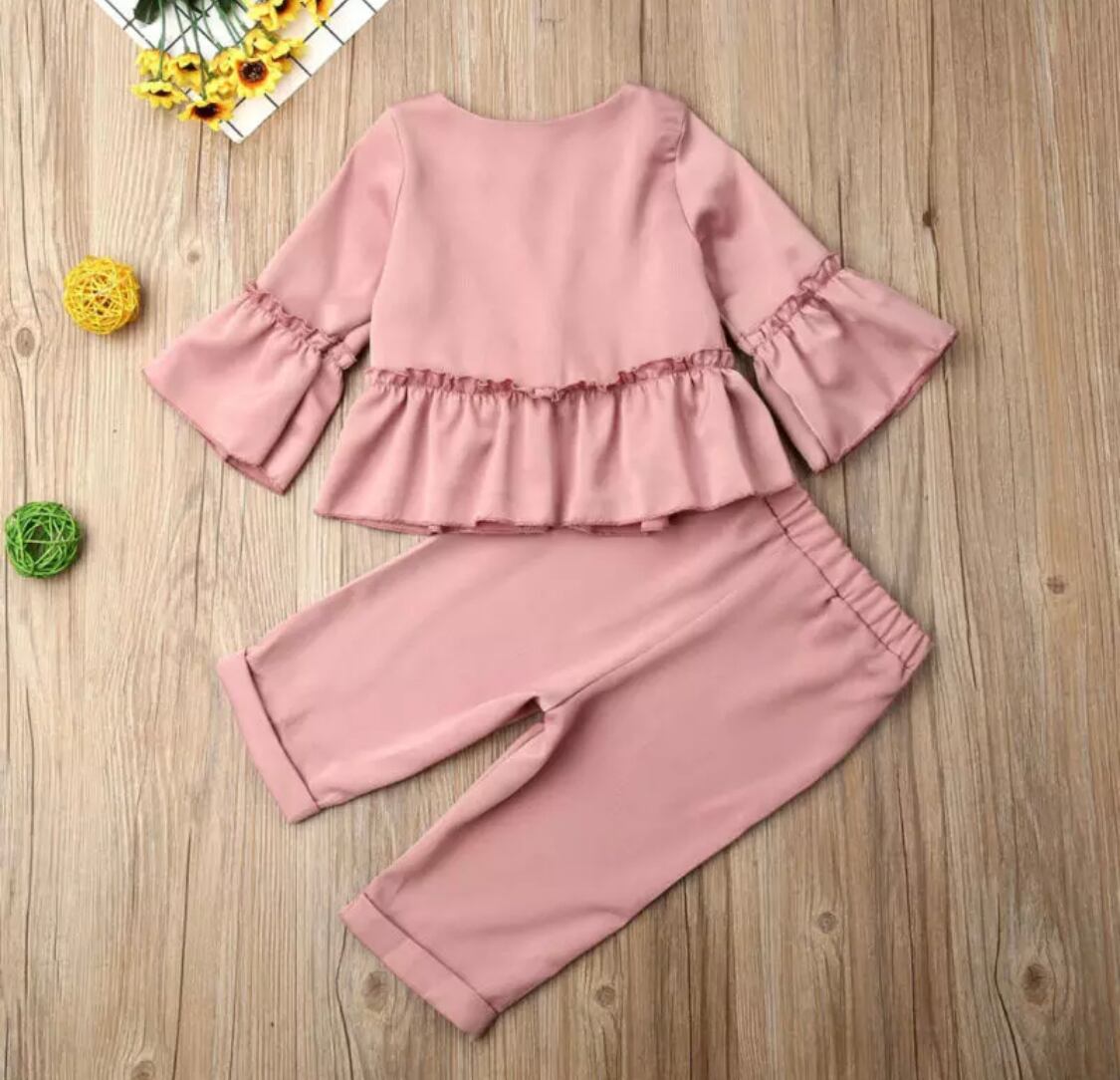 フリルジャケットセットアップ》》》》入園式 入学式 フォーマル スーツ セットアップ 海外子供服 プチプラ