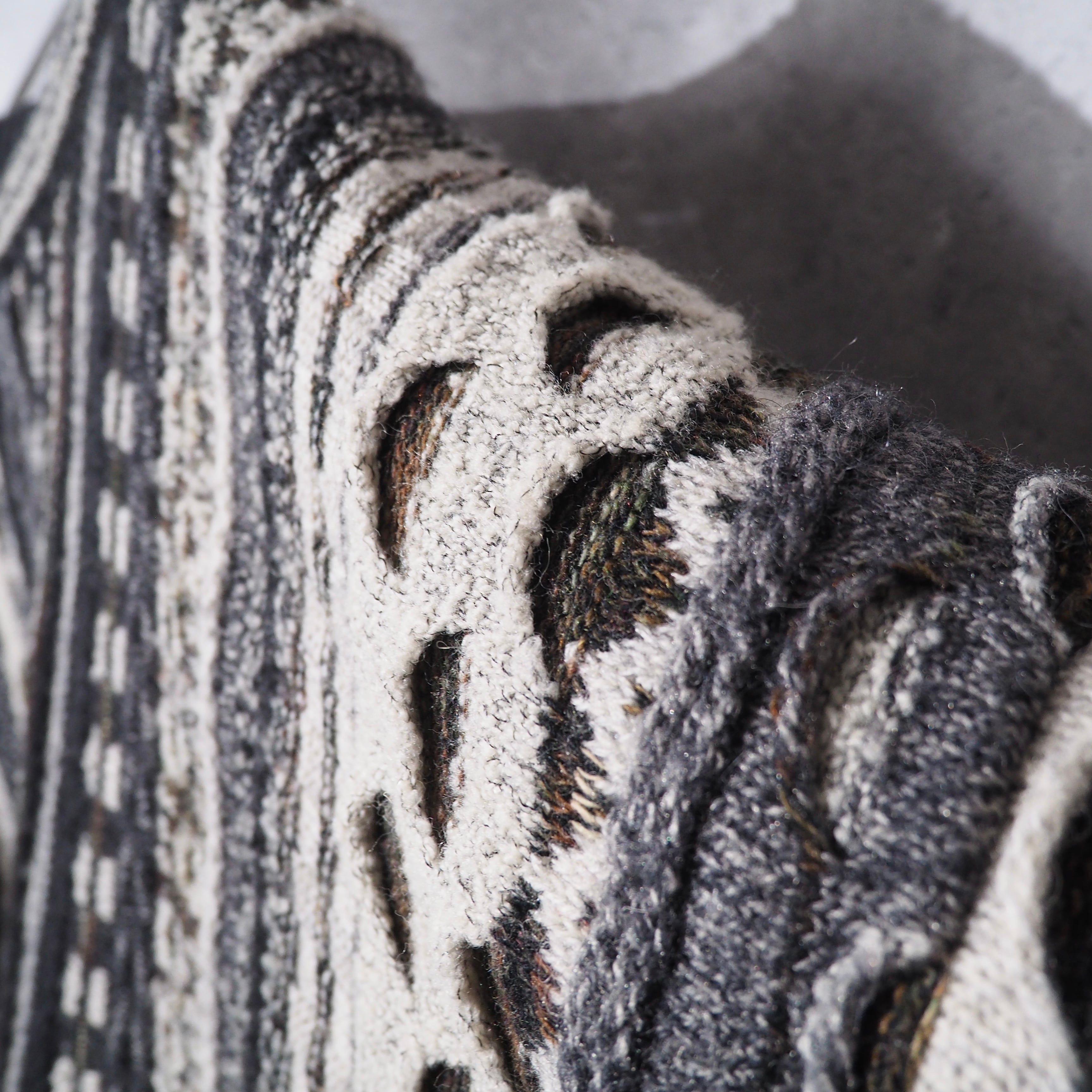 1990s " Made in Italy " Monotone all Over Embbossed vintage loose 3D knit