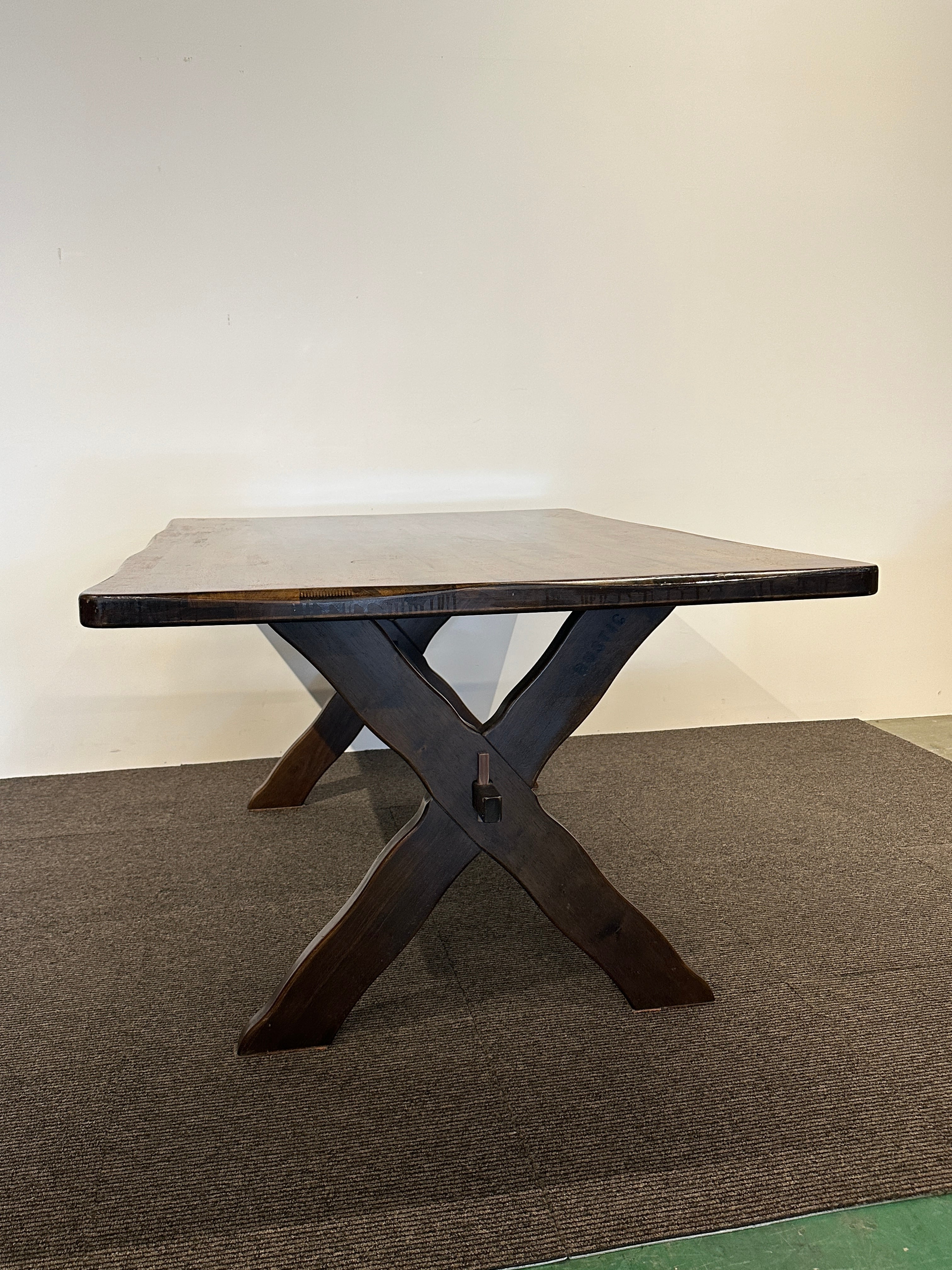 カリモク家具 RUSTIC ダイニングテーブル | トトン